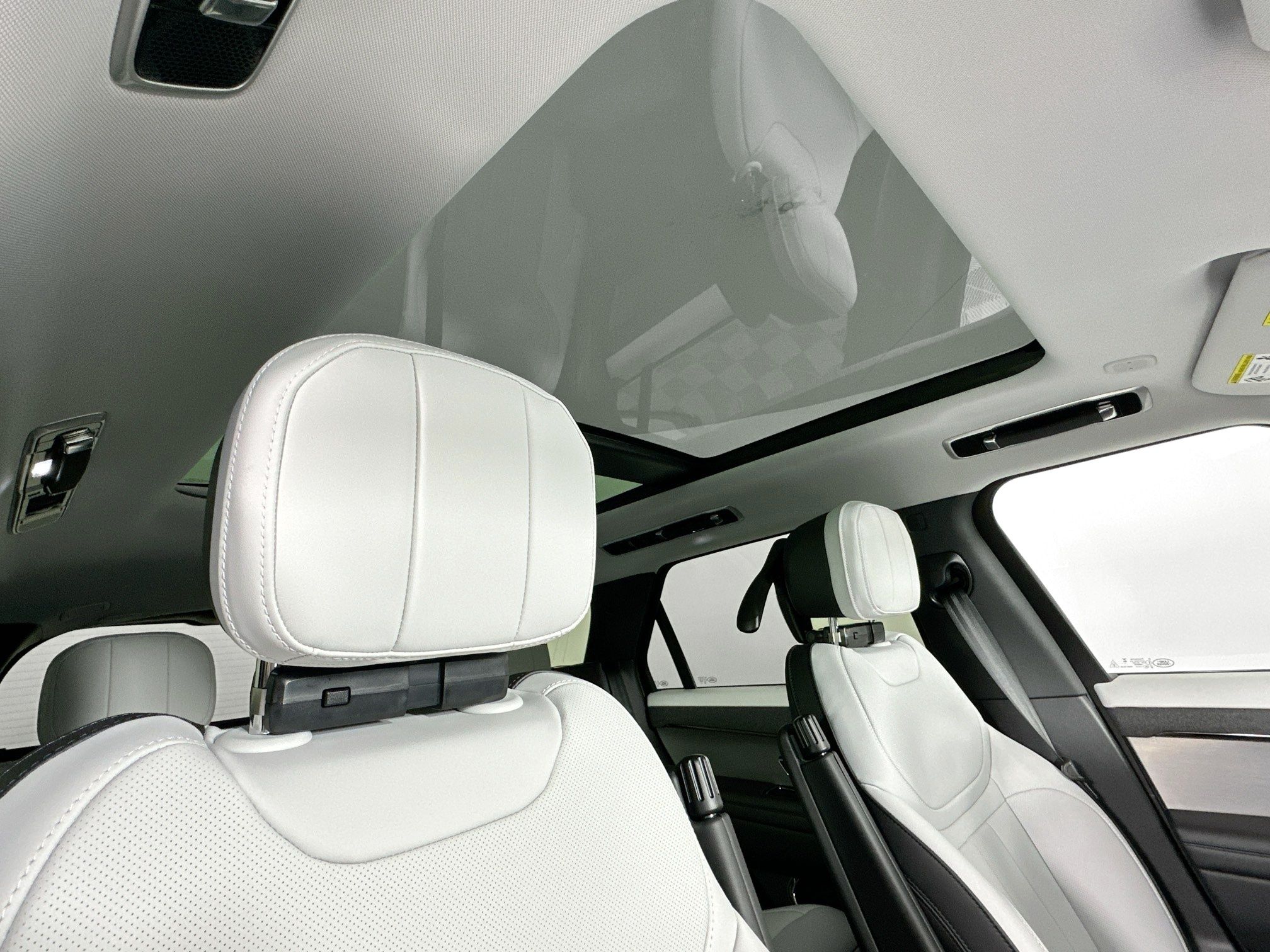 new 2026 Land Rover Range Rover Sport car, priced at $102,305