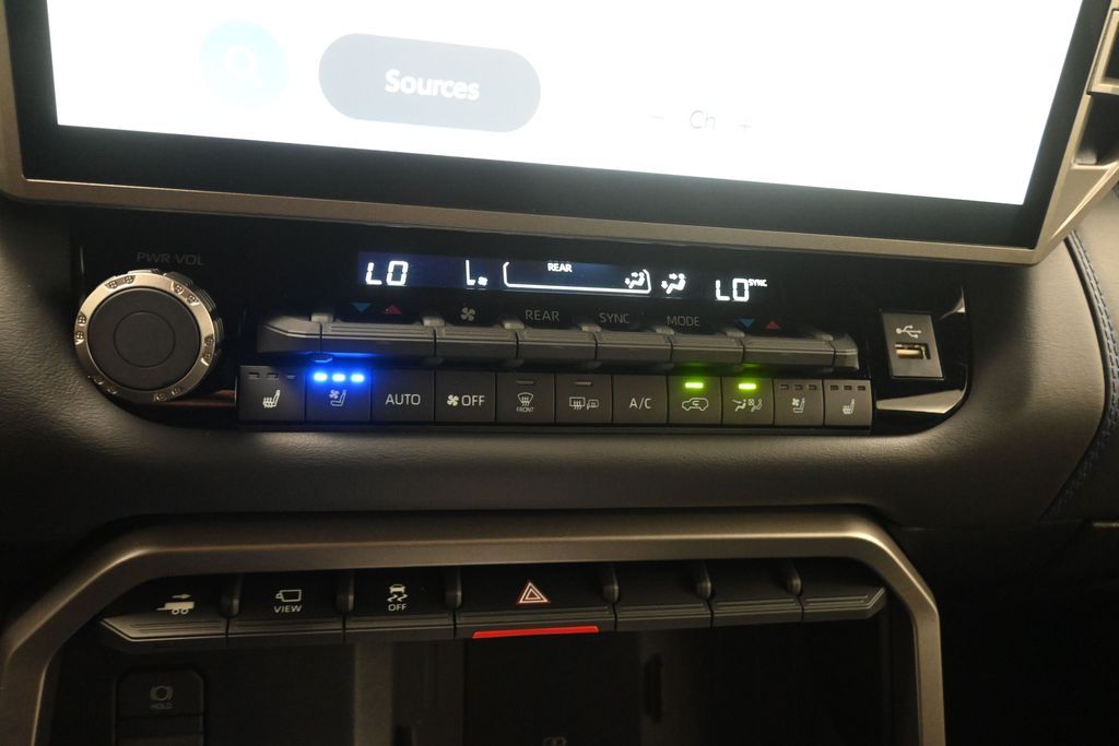 2026 Toyota Sequoia Platinum - 10