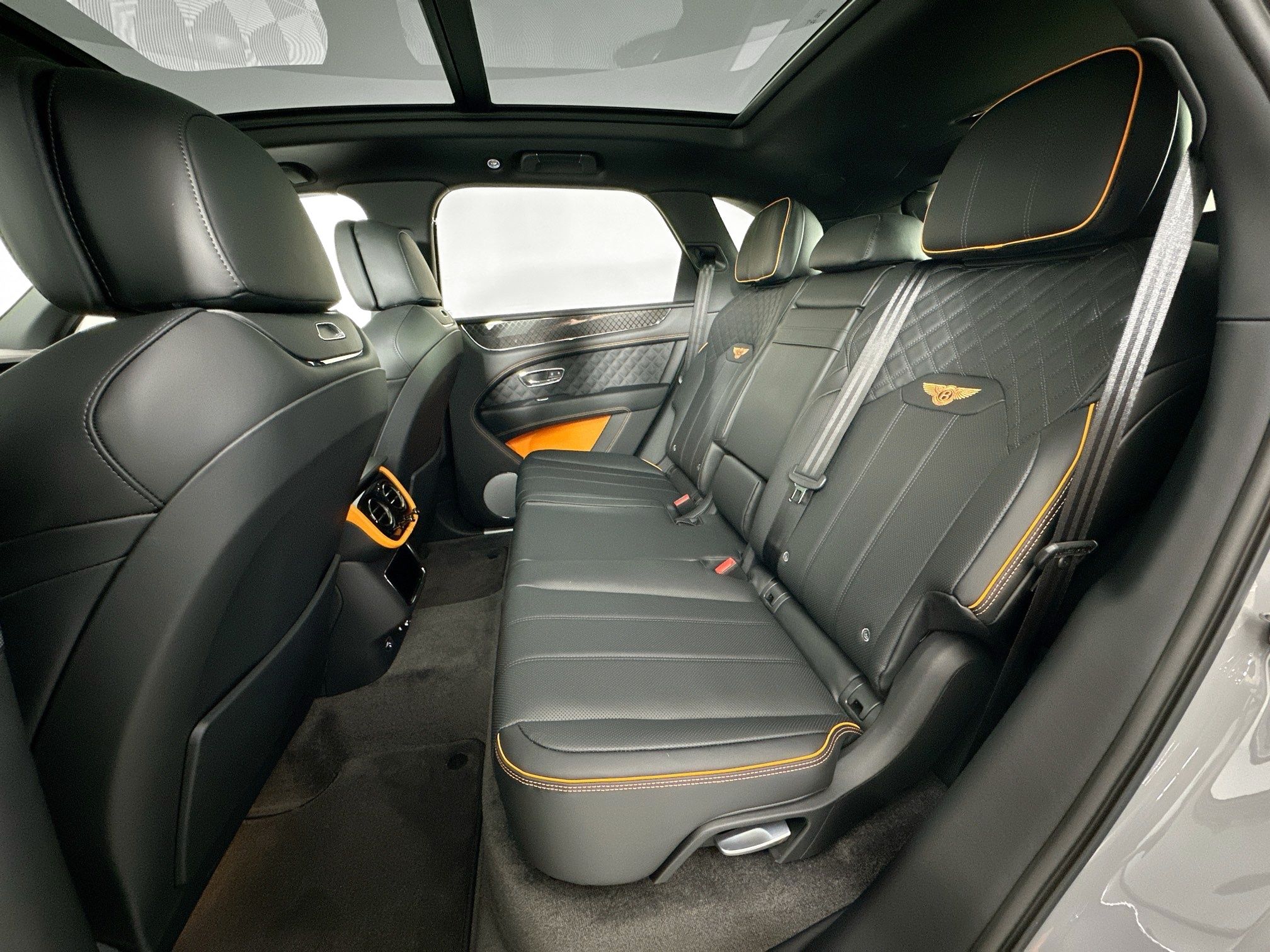 new 2025 Bentley Bentayga car