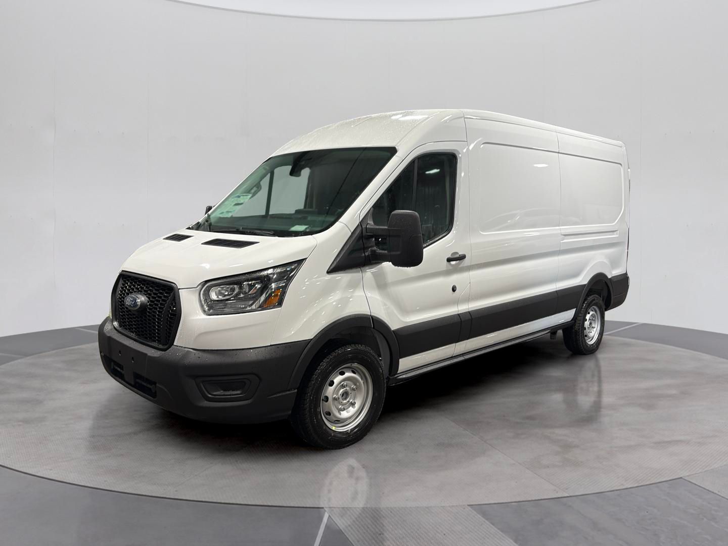  Ford Transit-250