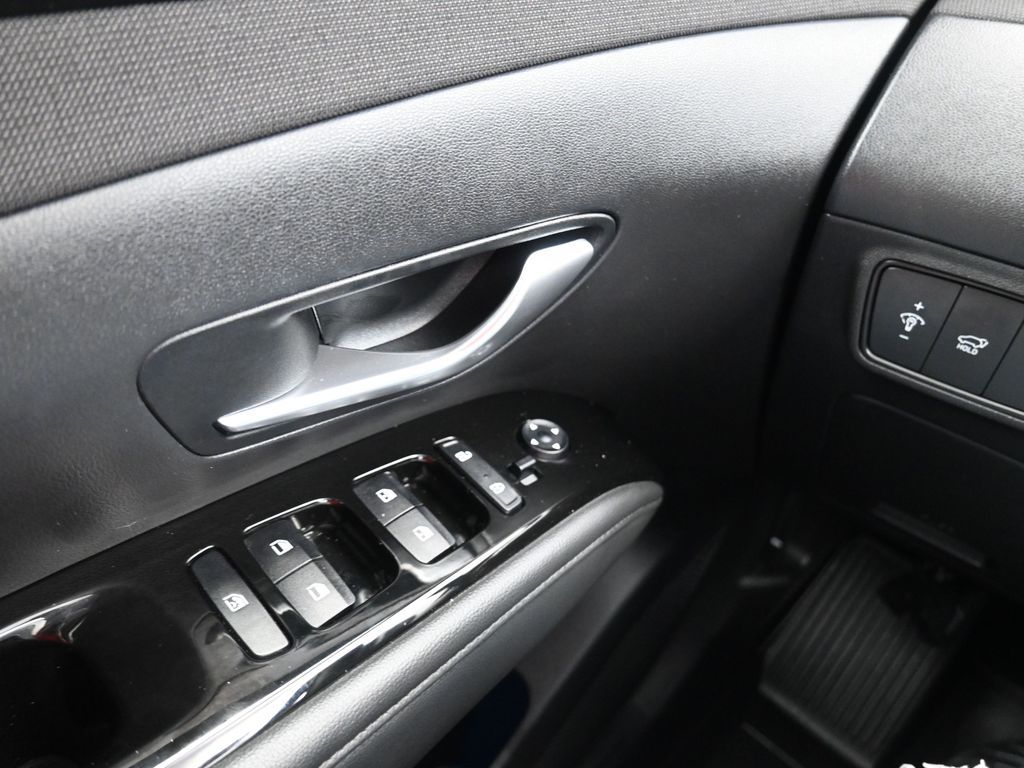 2023 Hyundai Tucson Limited White at DeMontrond Gulf Freeway