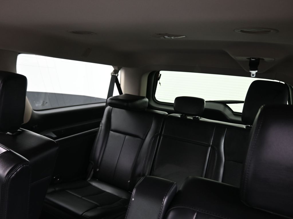 2022 Ford Expedition Max XLT White at River Oaks CDJR