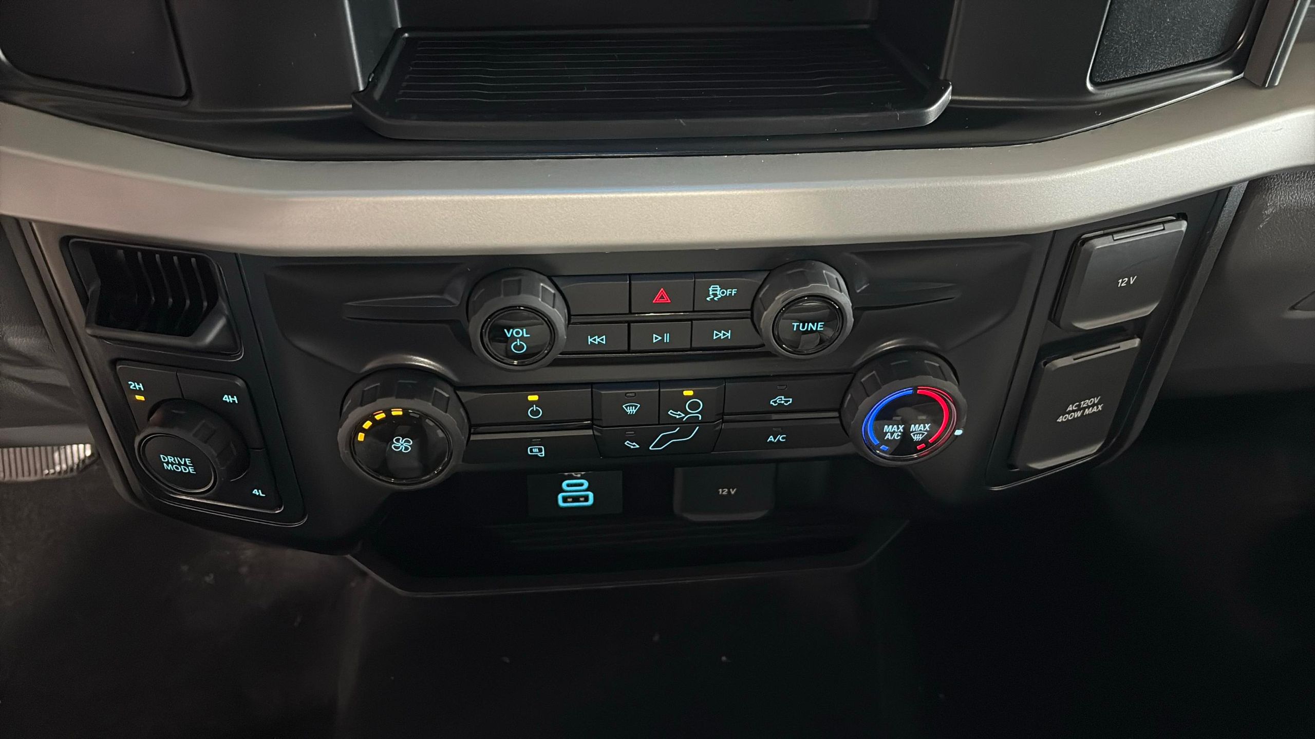 2026 Ford F-350 Super Duty XL - Photo 23