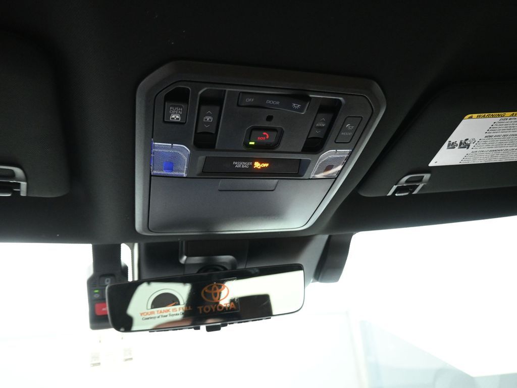 2026 Toyota Tundra Hybrid 1794 Edition - 11