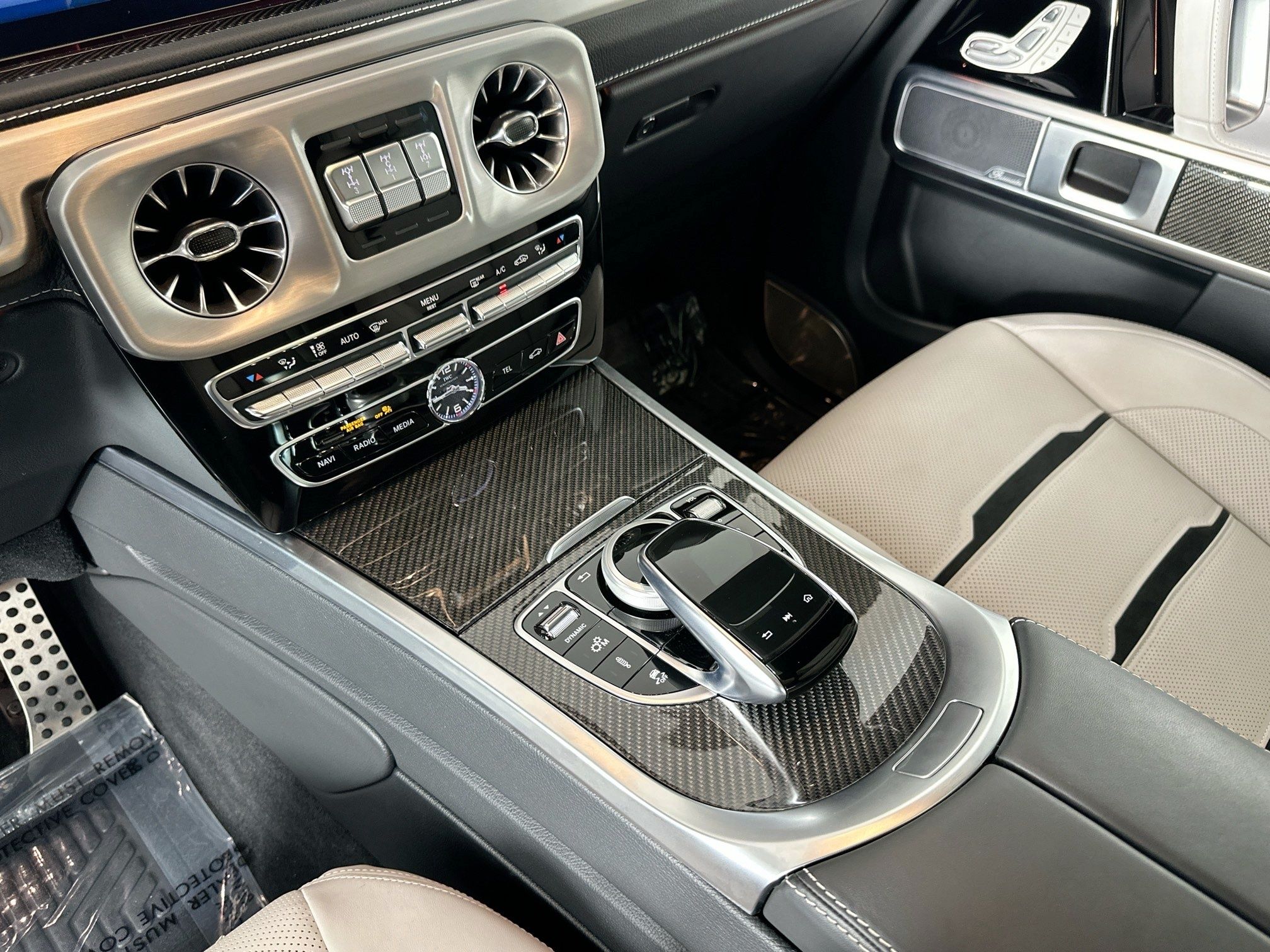 used 2022 Mercedes-Benz G-Class car, priced at $198,998