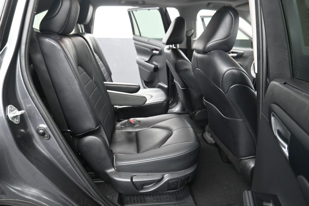 2023 Toyota Highlander Hybrid XLE Gray at Toyota of Victoria