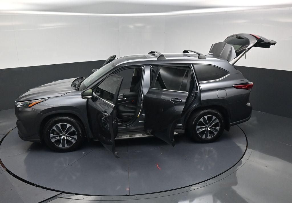 2023 Toyota Highlander Hybrid XLE Gray at Toyota of Victoria