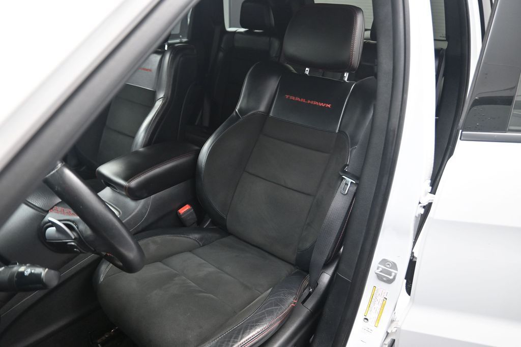 2019 Jeep Grand Cherokee Trailhawk White at Bayway Cadillac Southwest