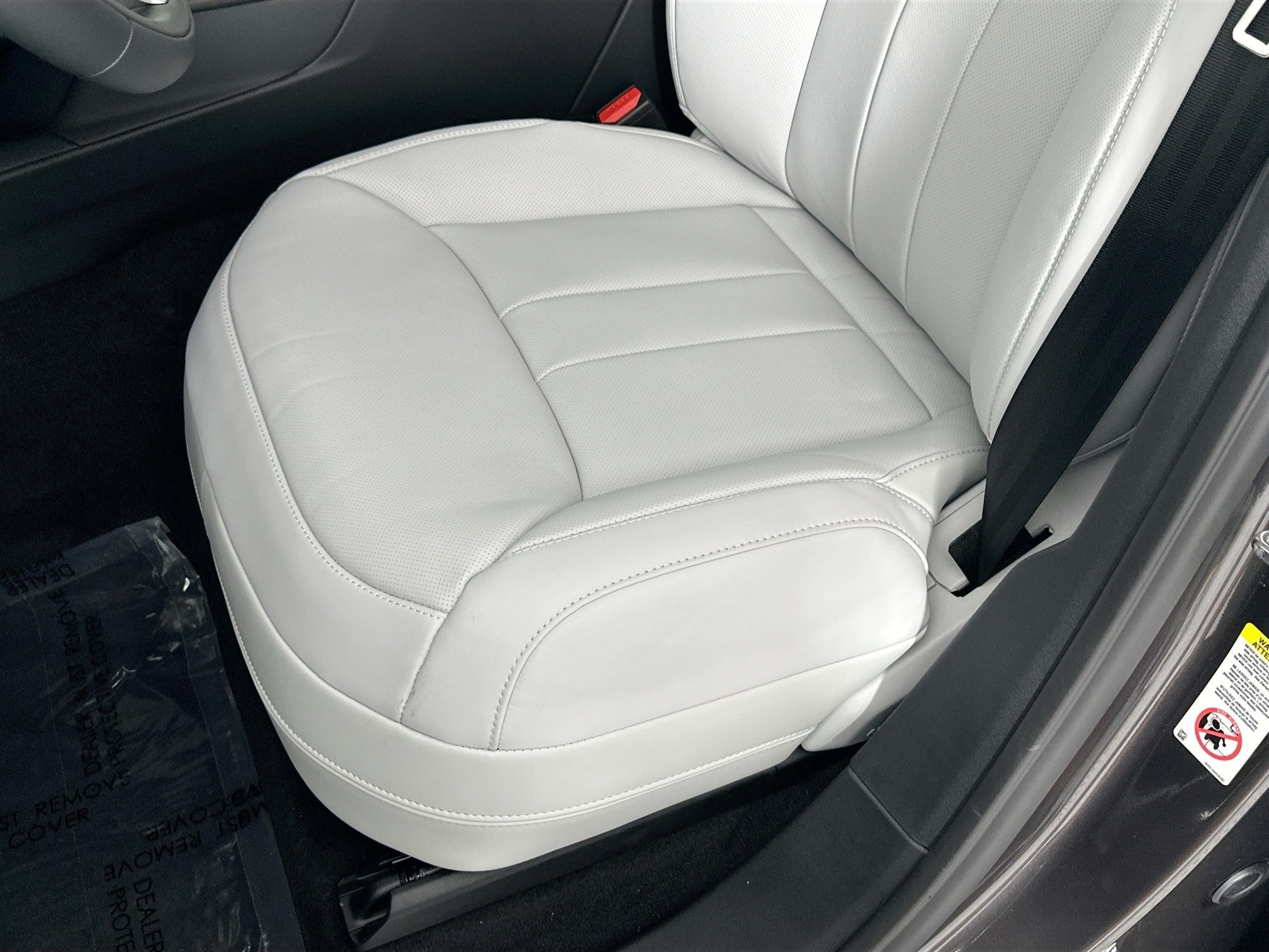 new 2026 Land Rover Range Rover Sport car, priced at $91,510