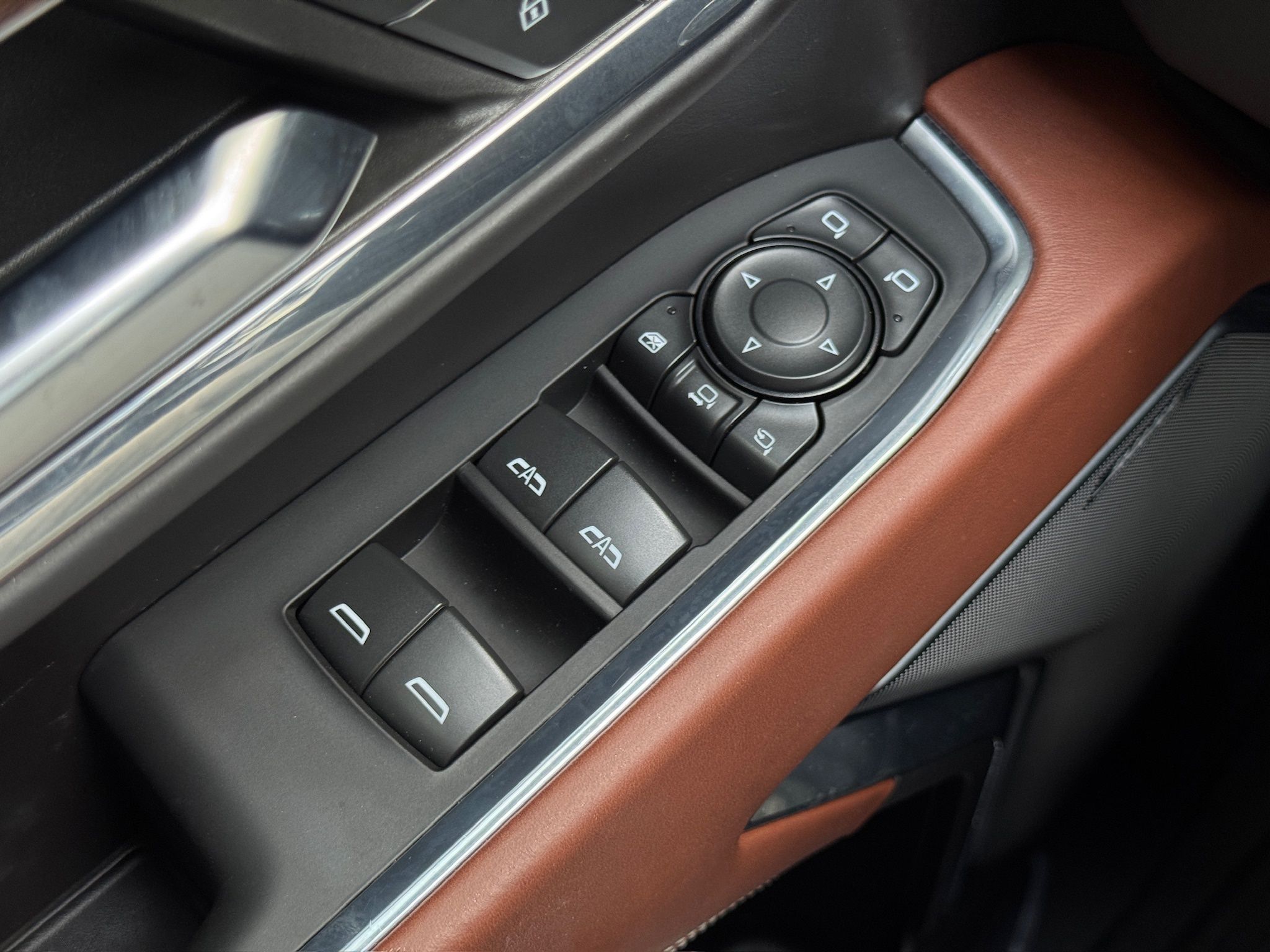 2024 GMC Sierra 2500HD Denali Ultimate White at South Houston Nissan