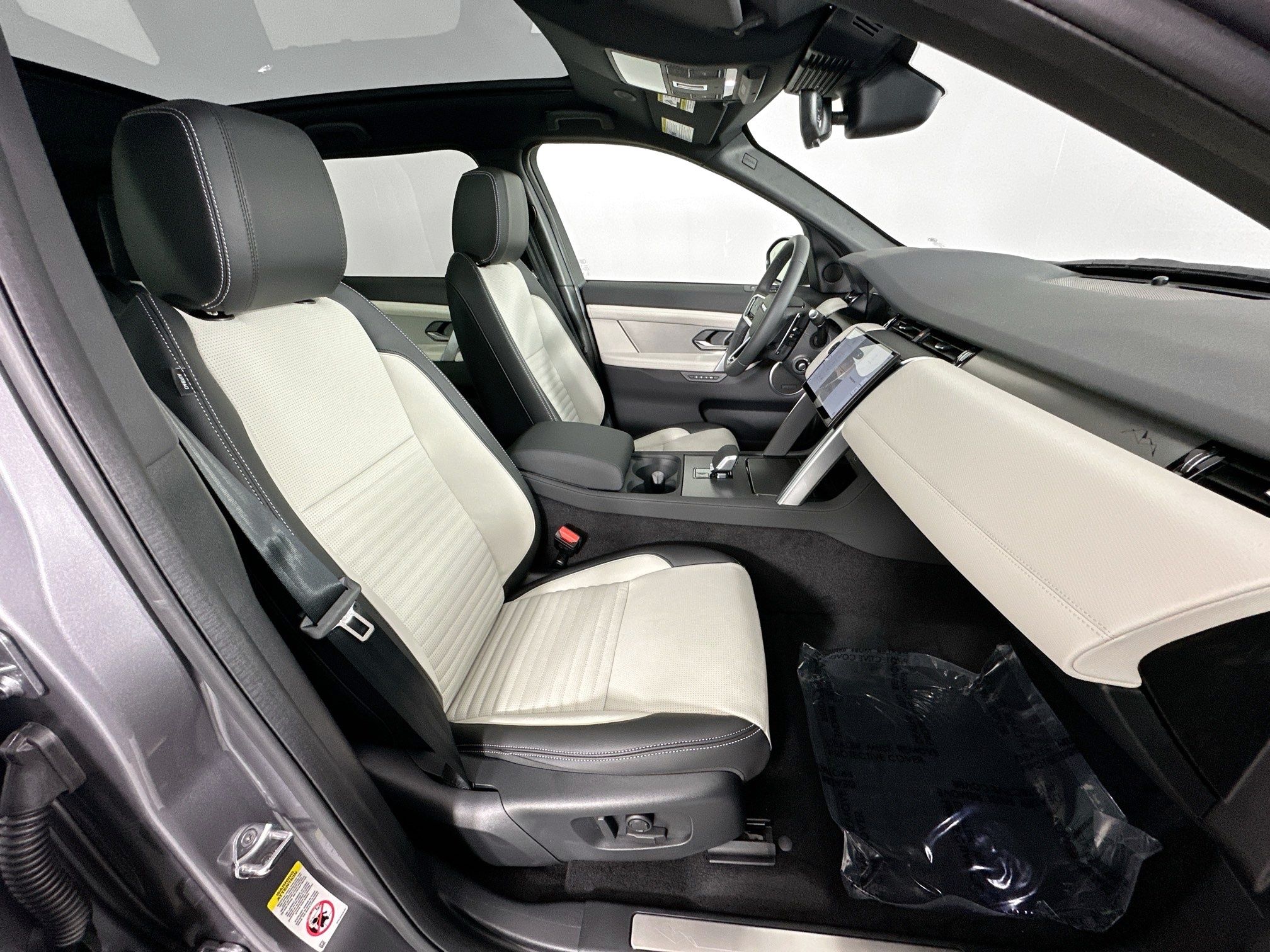 new 2026 Land Rover Discovery Sport car, priced at $53,075