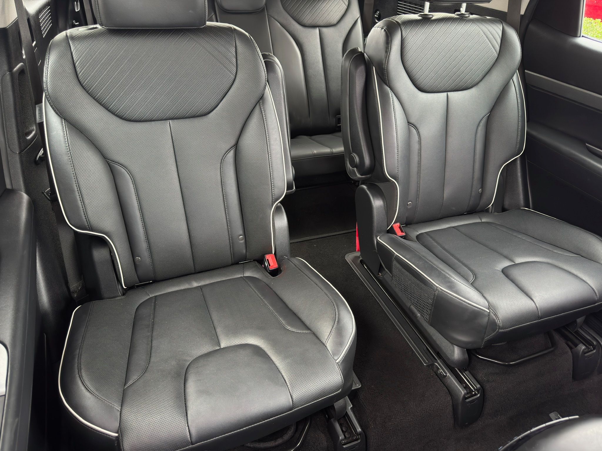 2024 Hyundai Palisade SEL White at Shottenkirk Kia Fort Bend