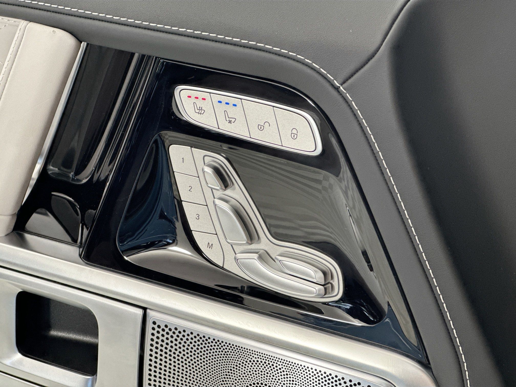 used 2026 Mercedes-Benz G-Class car, priced at $274,998