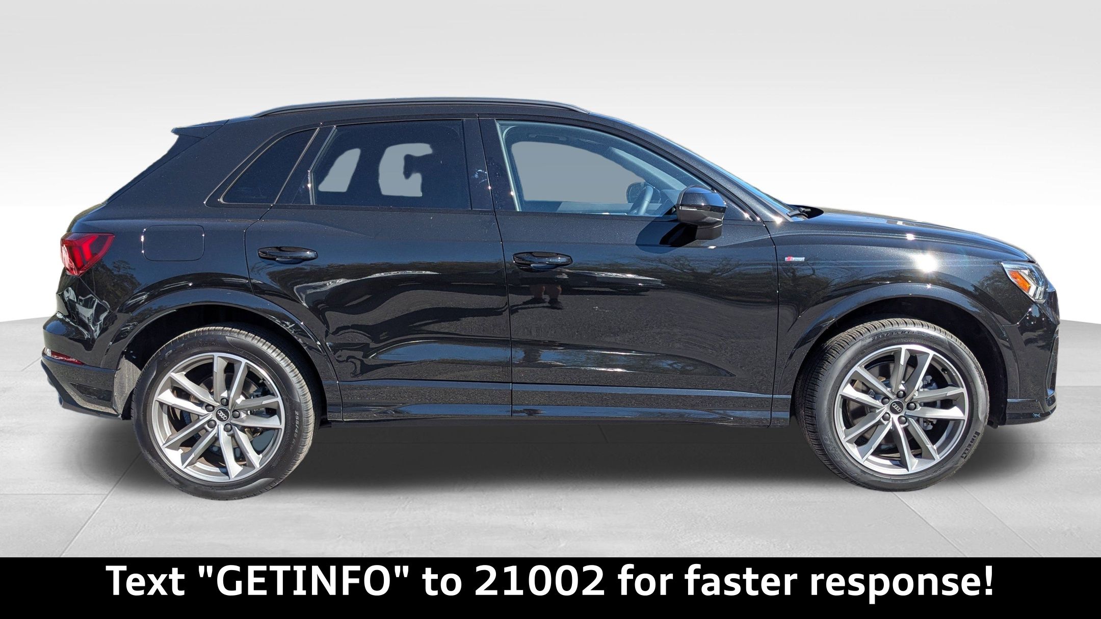 Audi 2025 Q3 Premium S Line quattro