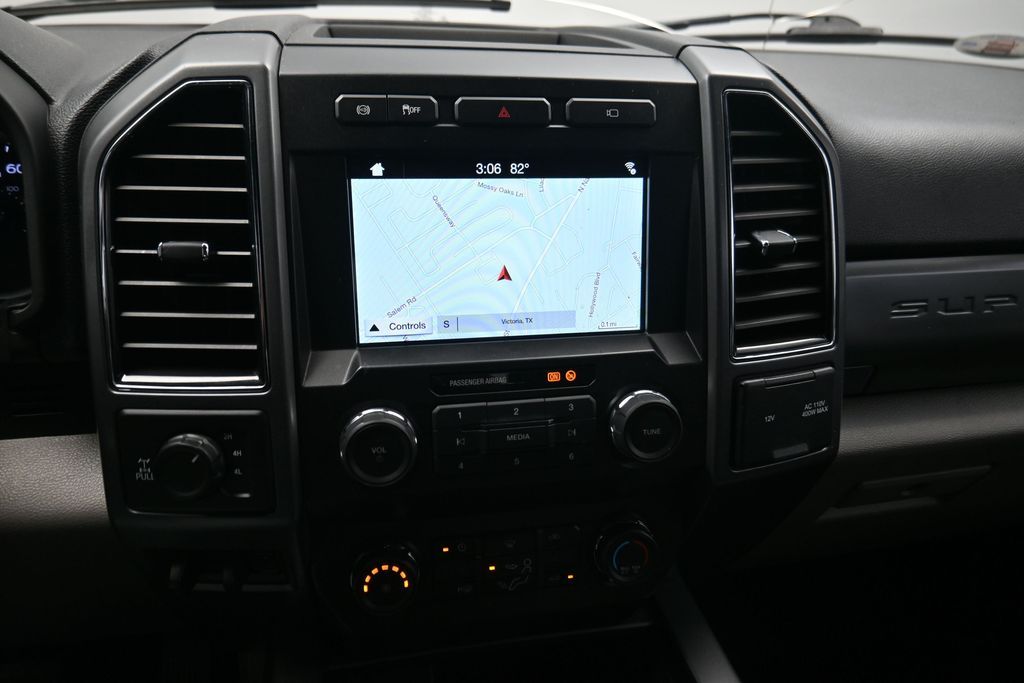 2019 Ford F-250SD XLT White at Emmons Autoplex