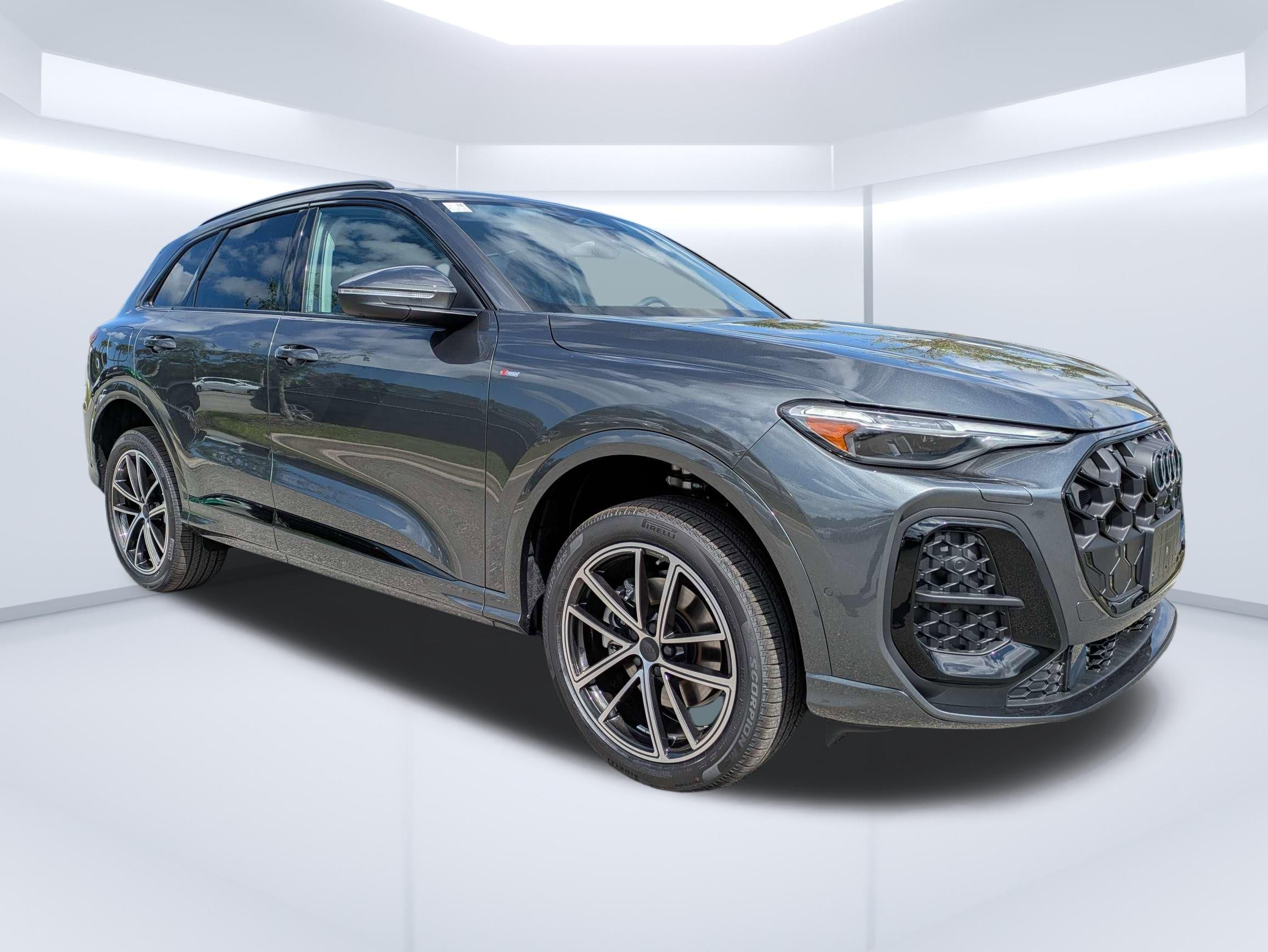 2026 Audi Q5 Premium Plus quattro's photo