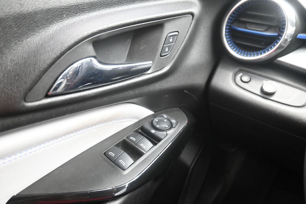 2024 Chevrolet Trax LT - 9