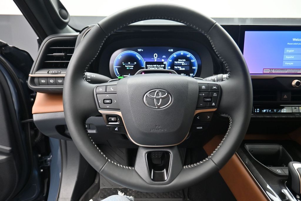 2026 Toyota Crown Signia Limited - 5