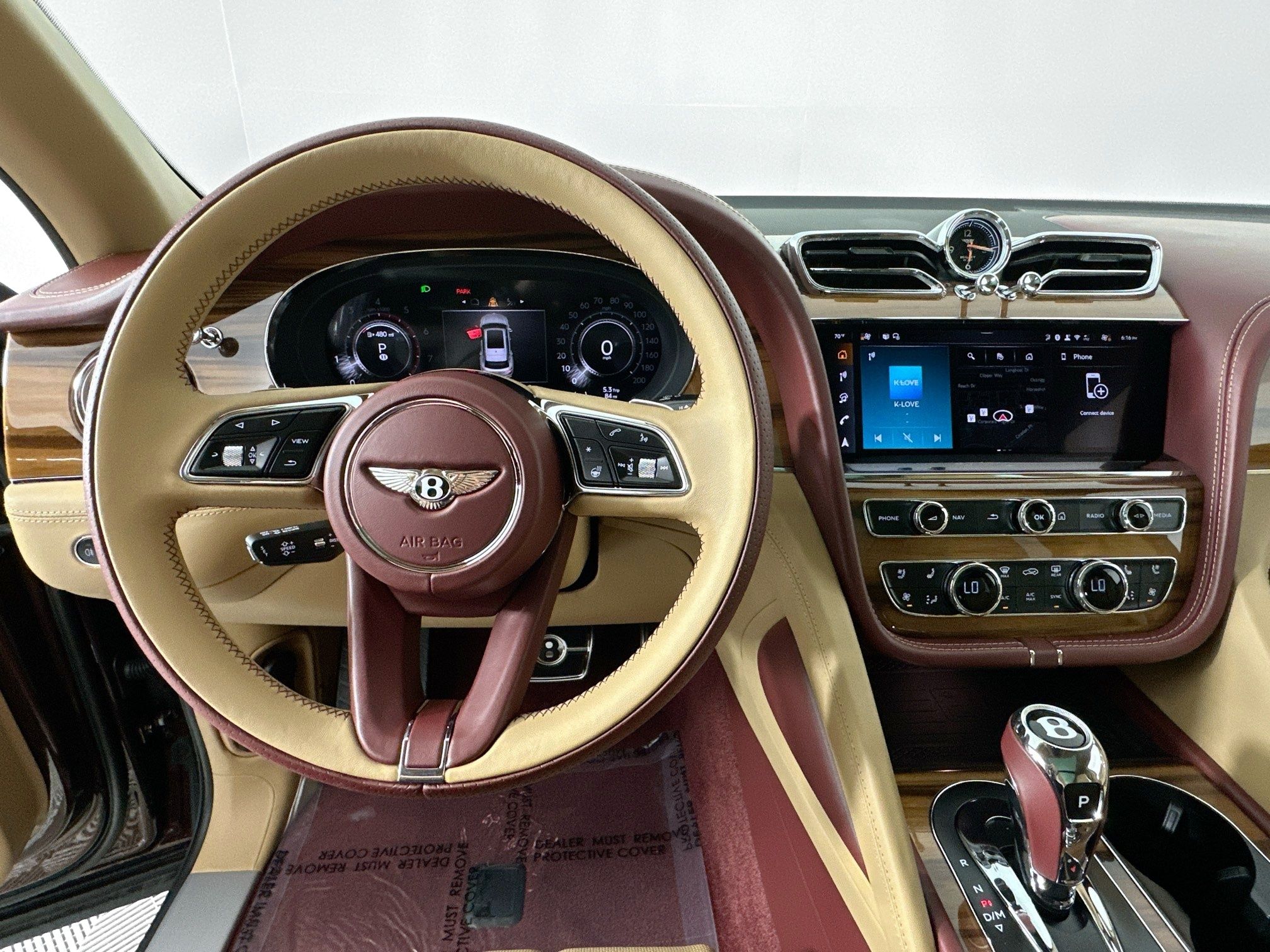 new 2025 Bentley Bentayga car