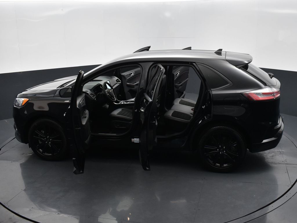 2024 Ford Edge ST Line Black at Legacy Ford