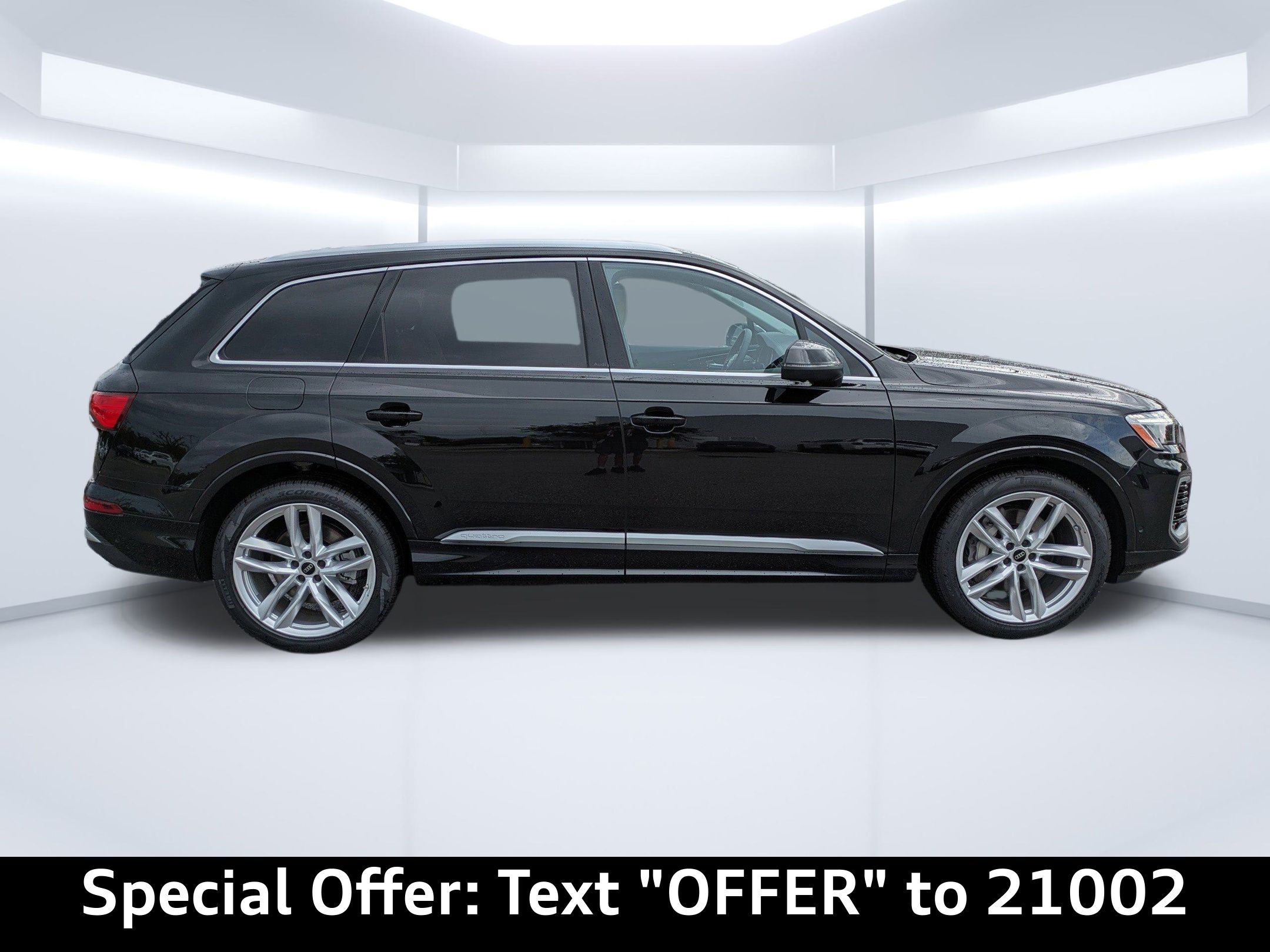 Audi 2025 Q7 55 TFSI quattro Premium Plus