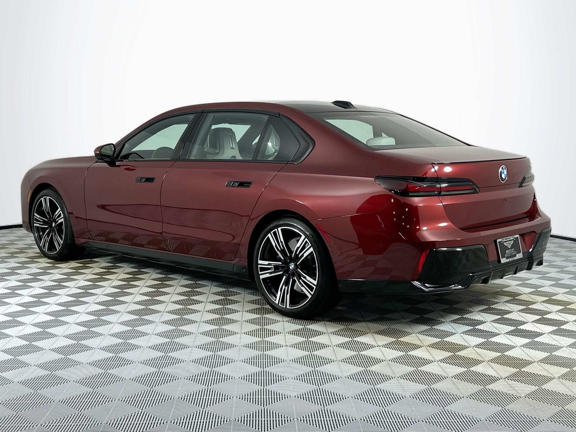 used 2023 BMW 7-Series car, priced at $62,998