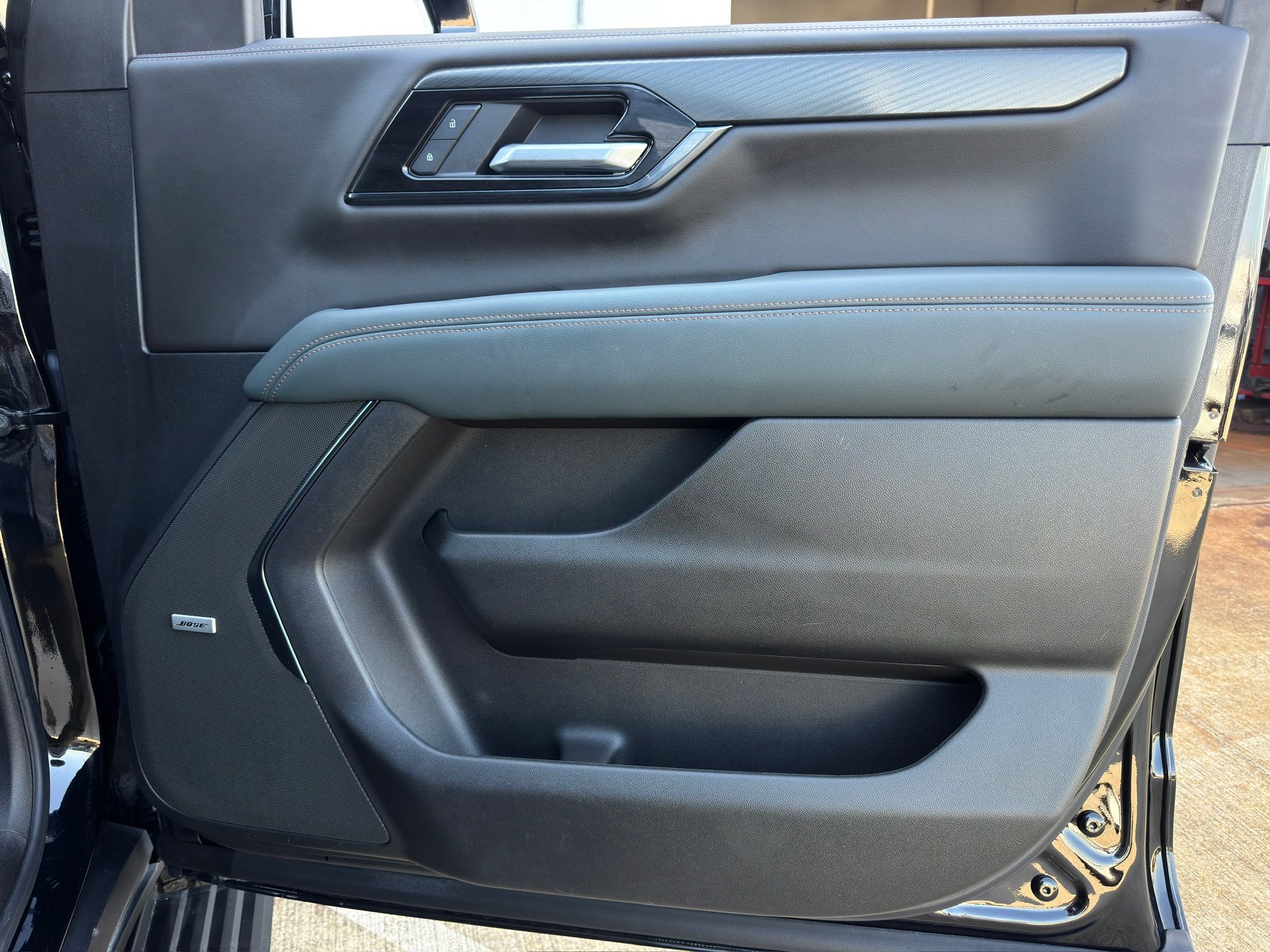2025 GMC Yukon AT4 Black at Big Star Buick GMC