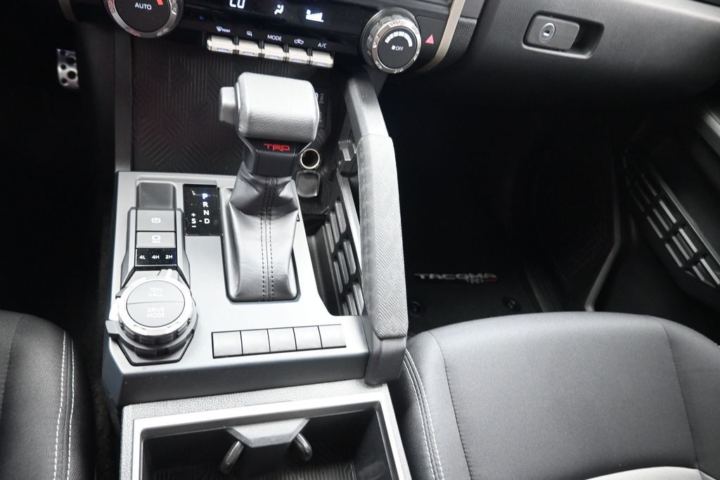 2025 Toyota Tacoma TRD Sport - 10