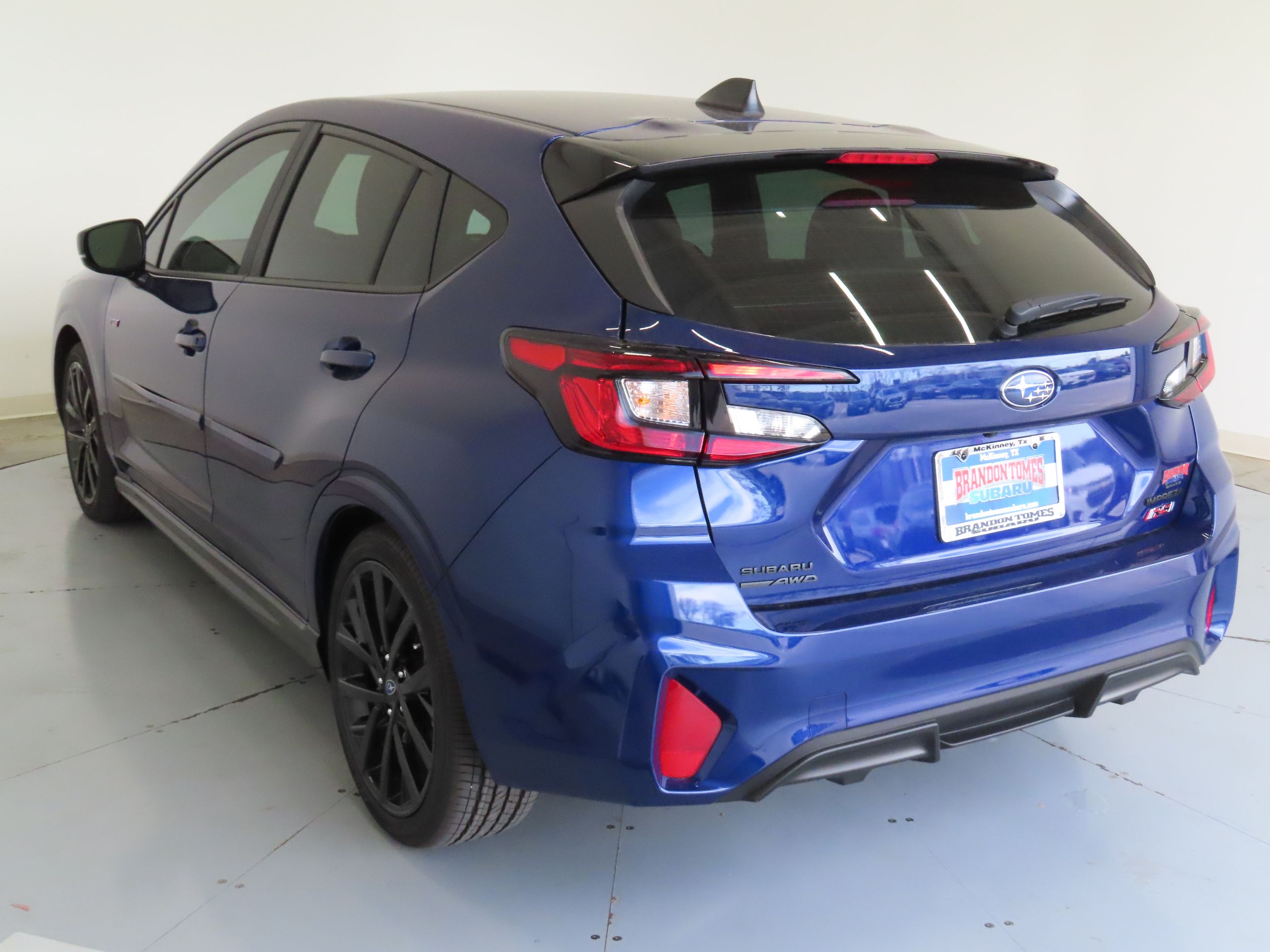View vehicle photo 6