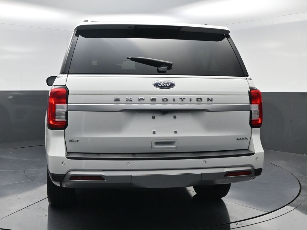 2022 Ford Expedition Max XLT White at River Oaks CDJR