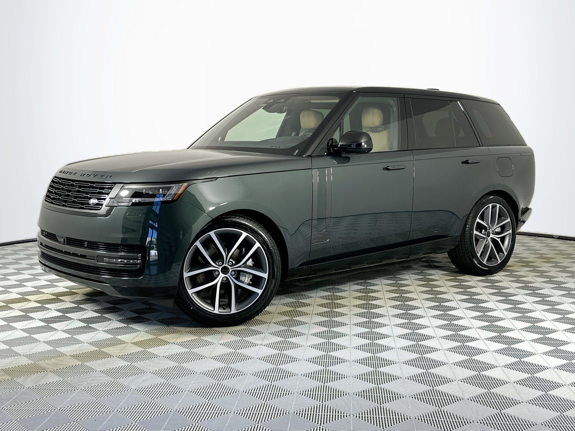 new 2026 Land Rover Range Rover Plug-In Hybrid car, priced at $134,950