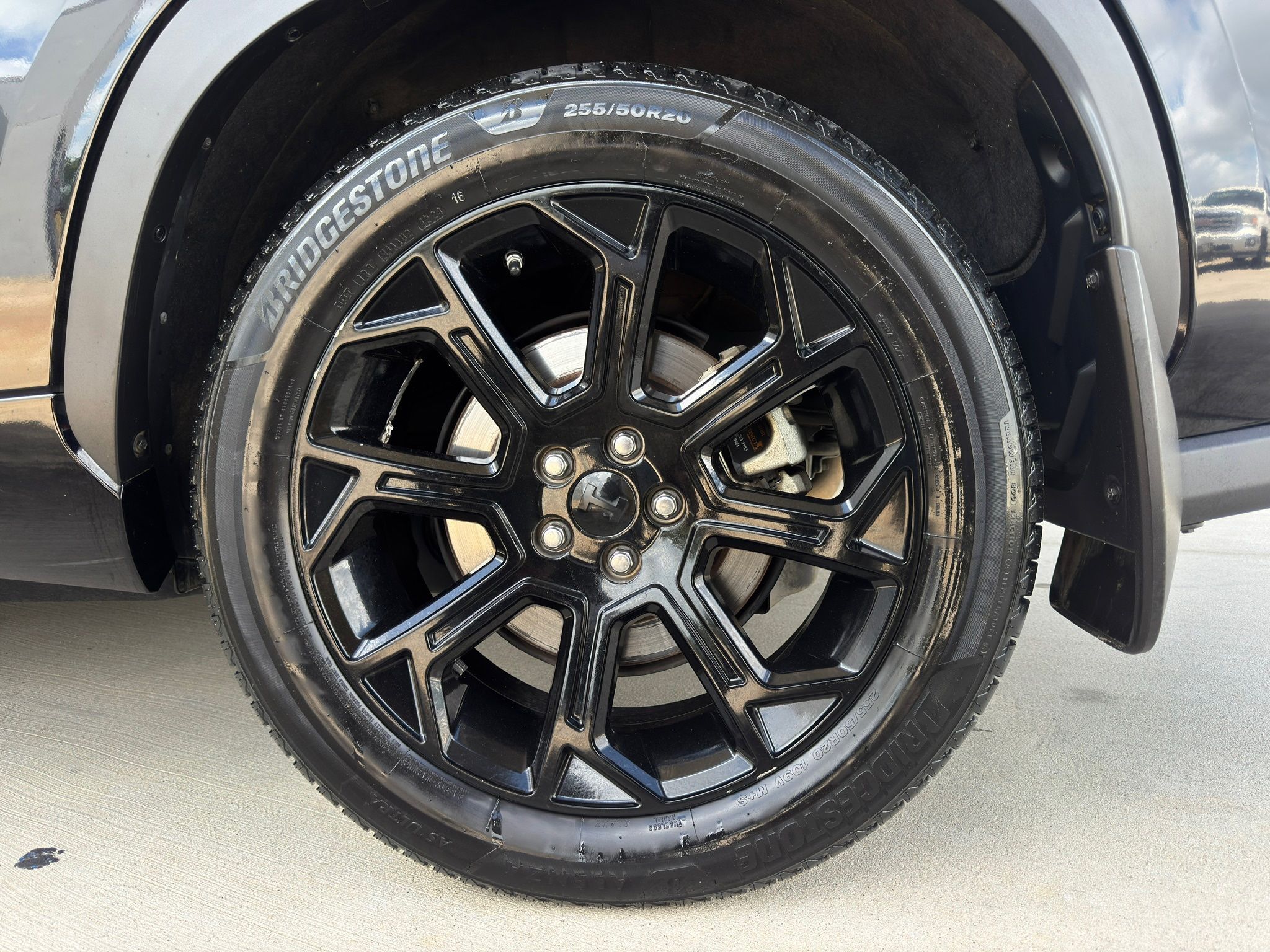 2023 Toyota Highlander LE Black at North Houston Mitsubishi