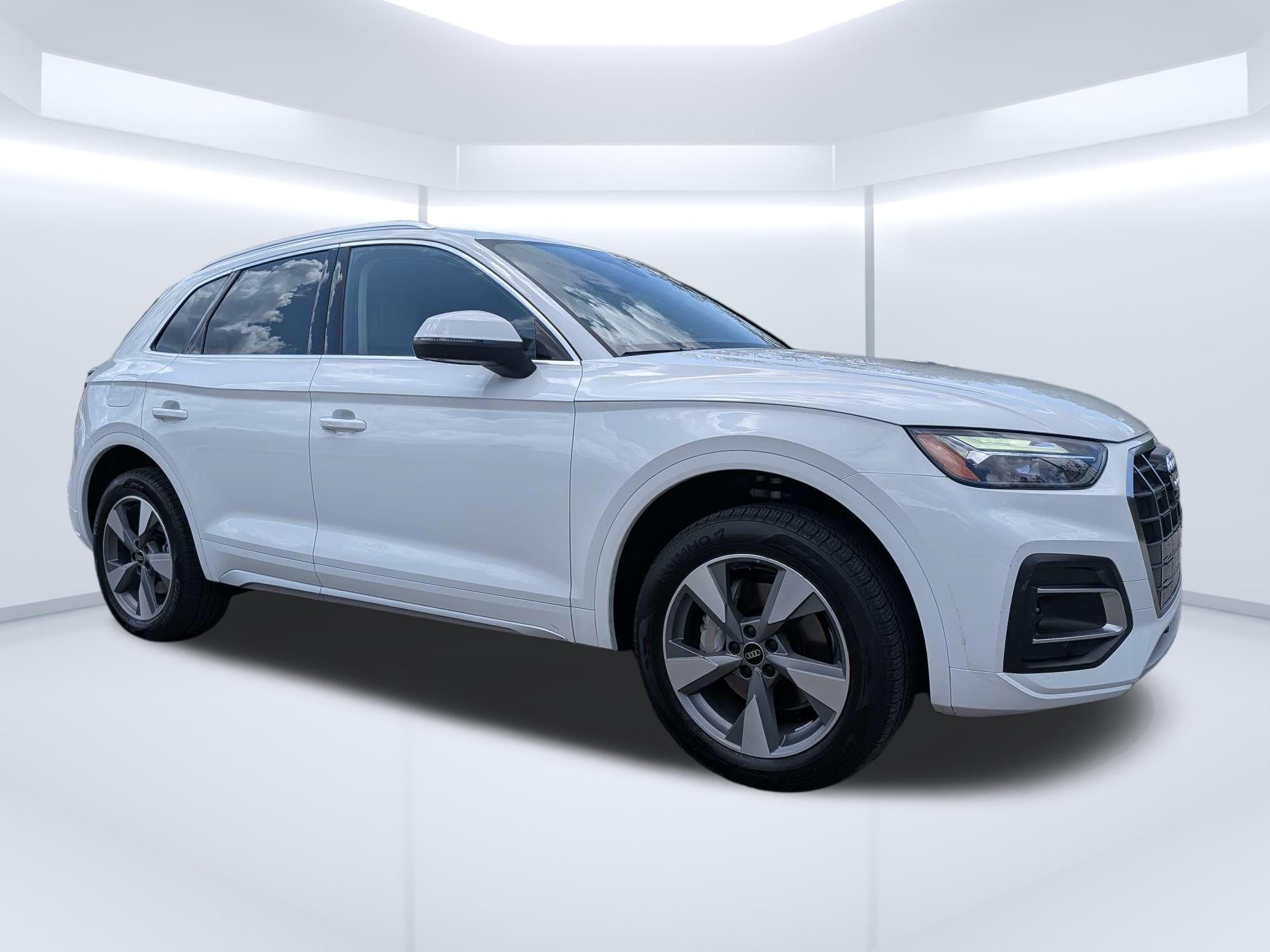 Arkona White 2025 Audi Q5 SUV / Crossover All-Wheel Drive 7-Speed Automatic