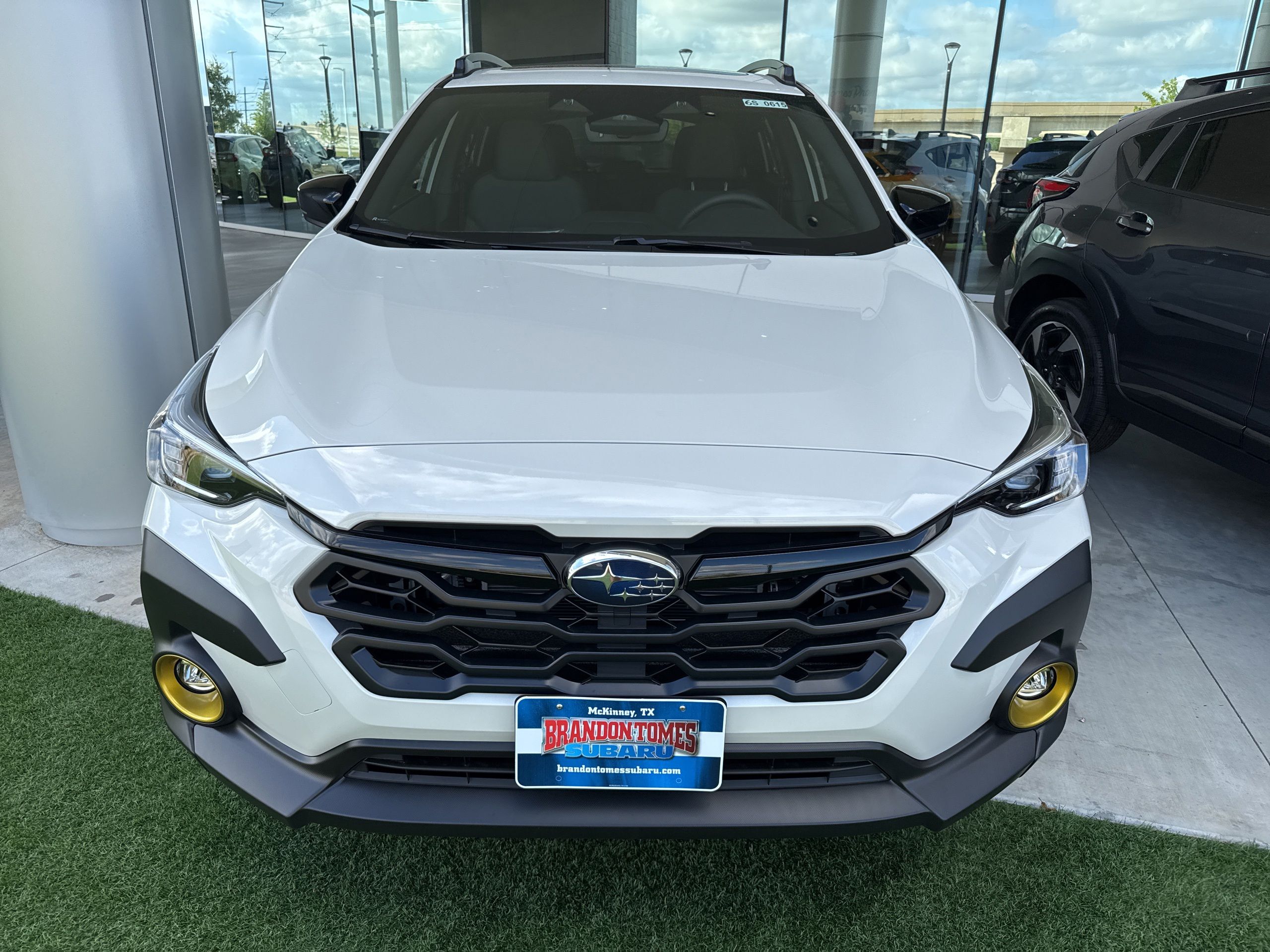 View vehicle photo 6