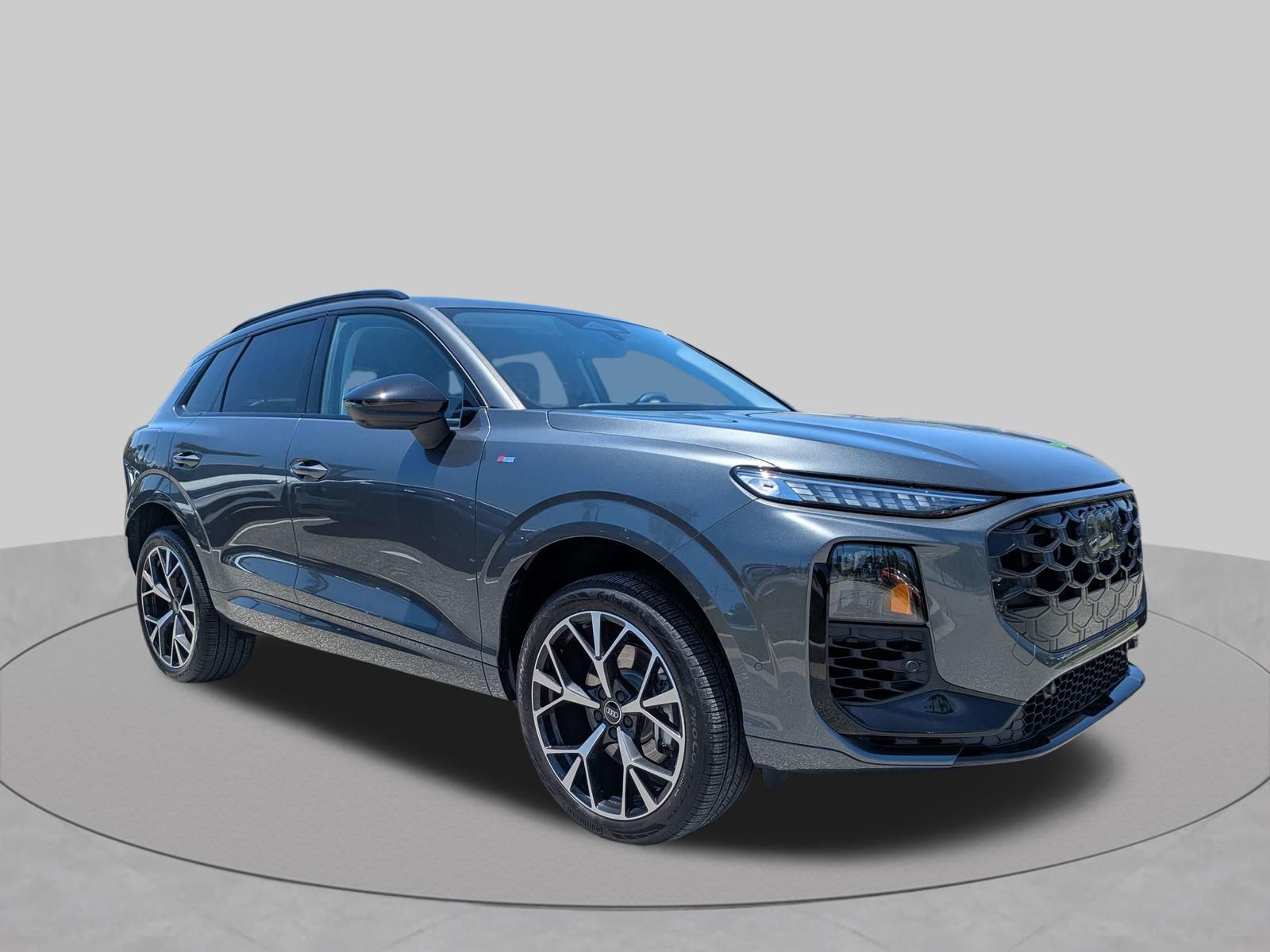 2026 Audi Q3 S line quattro's photo
