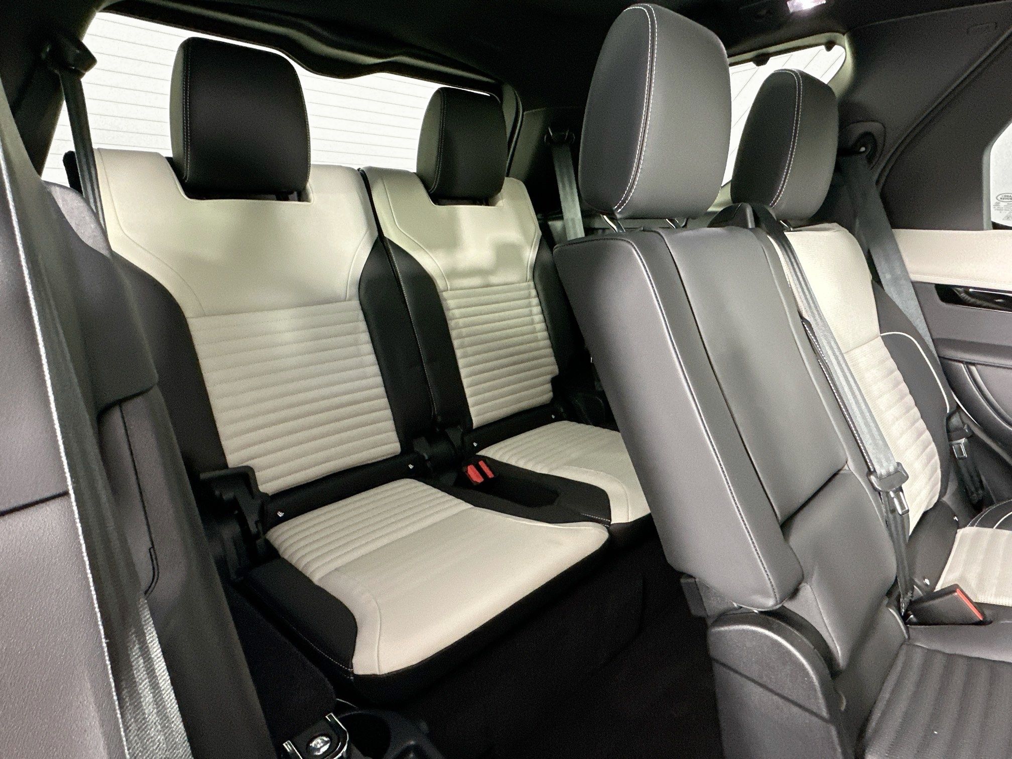 used 2023 Land Rover Discovery car, priced at $37,995