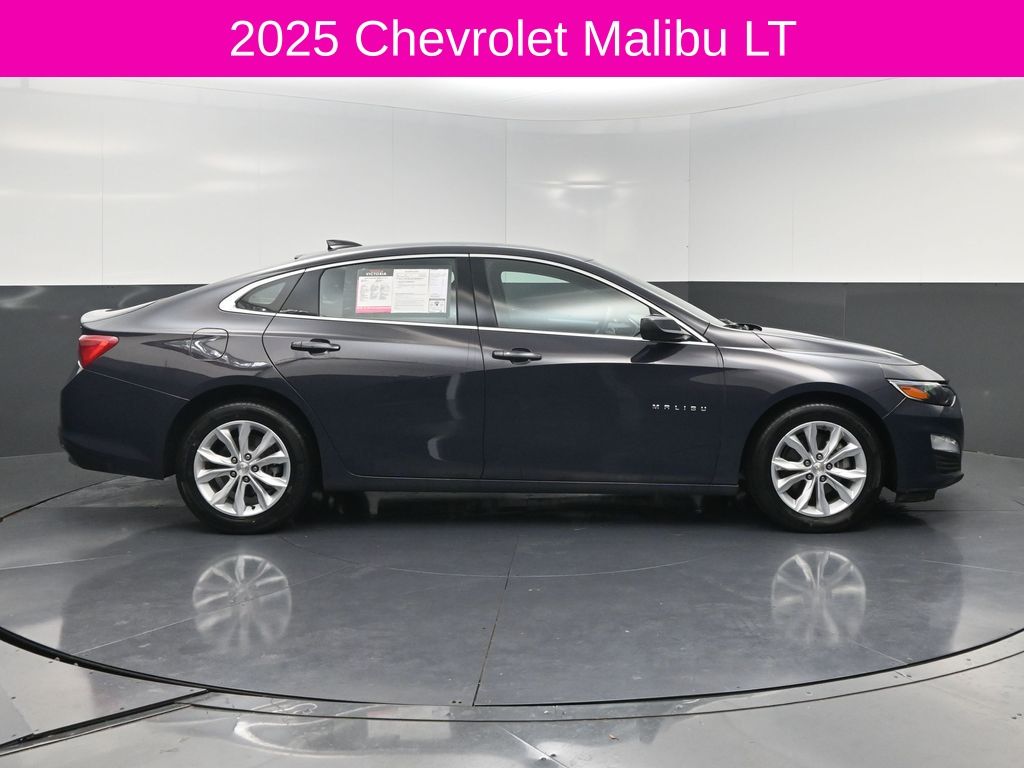 2025 Chevrolet Malibu LT - 3