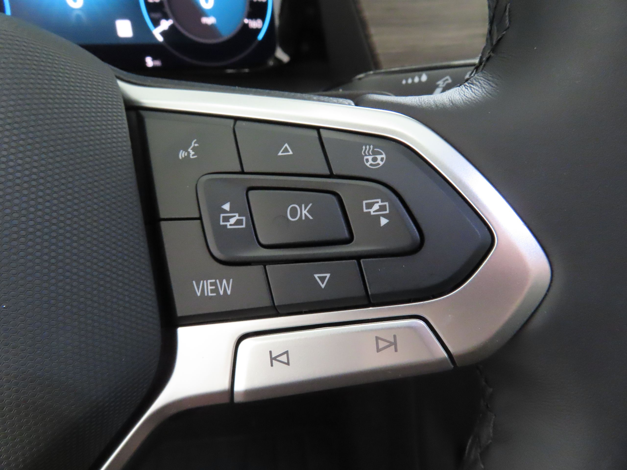 Atlas SEL Premium R-Line 4MOTION