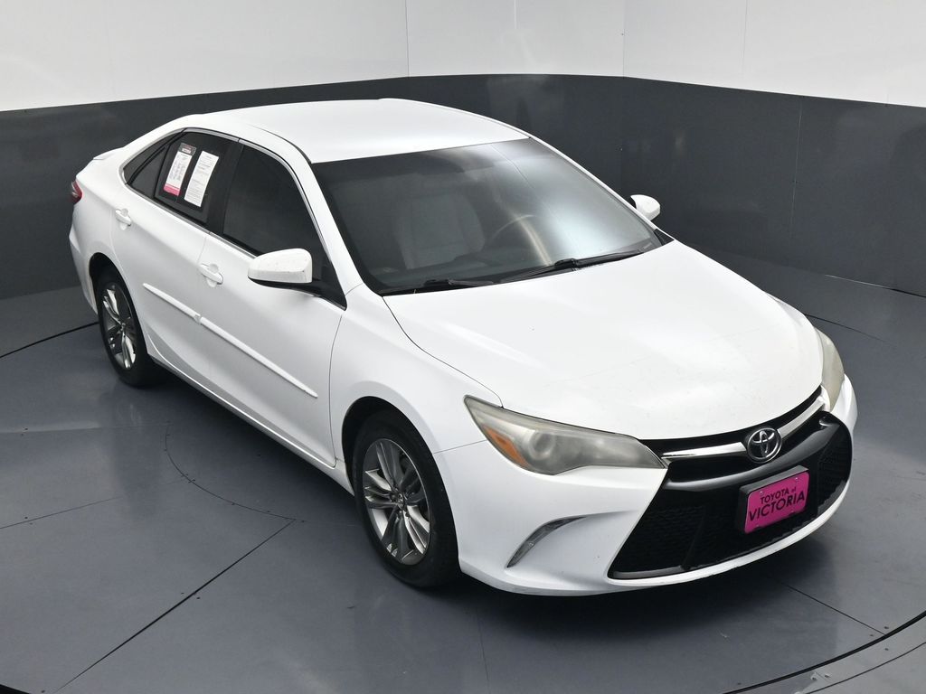 2017 Toyota Camry SE Silver at Emmons Autoplex