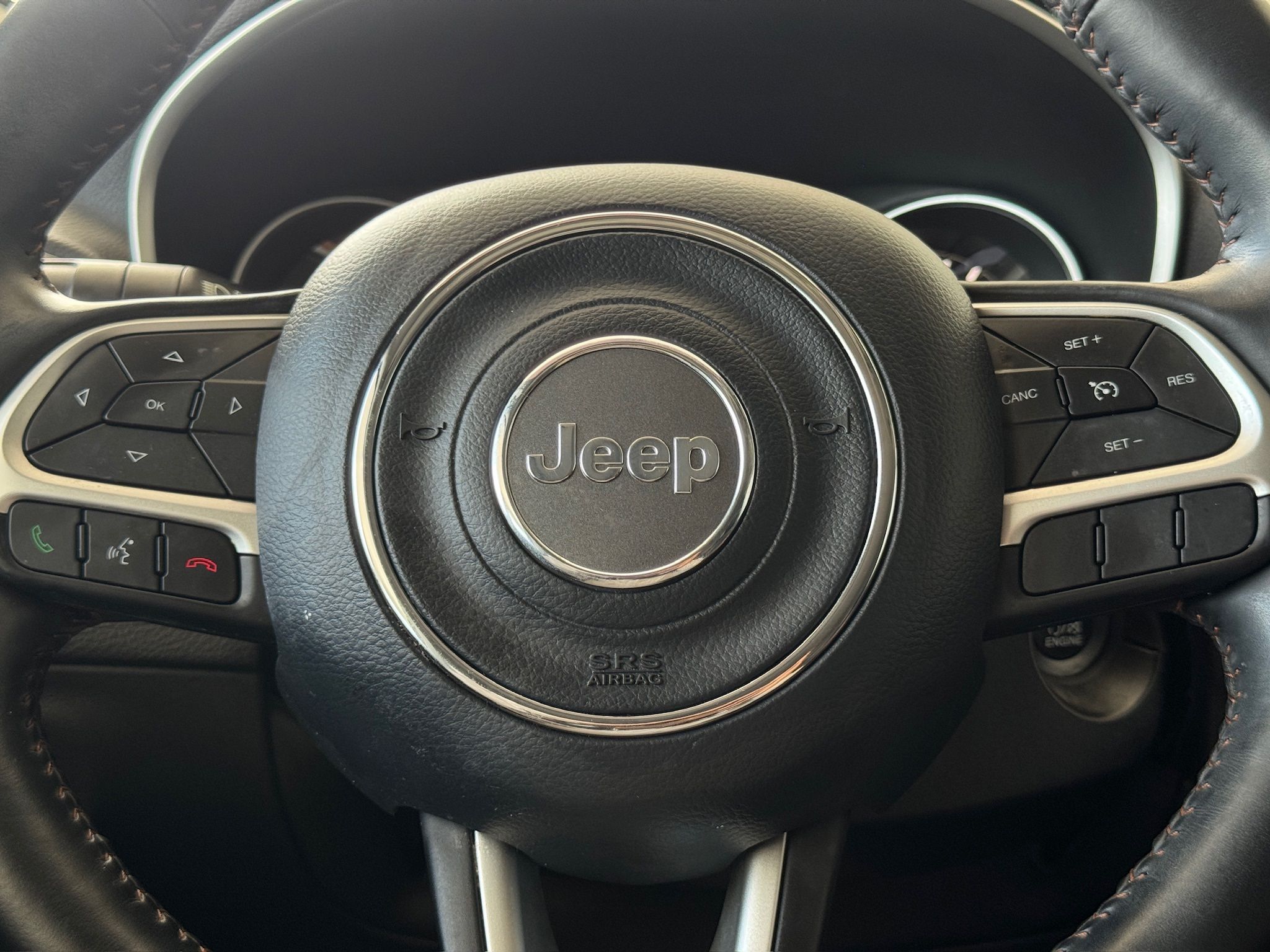 2018 Jeep Compass Limited White at Victoria Chrysler Dodge Jeep Ram