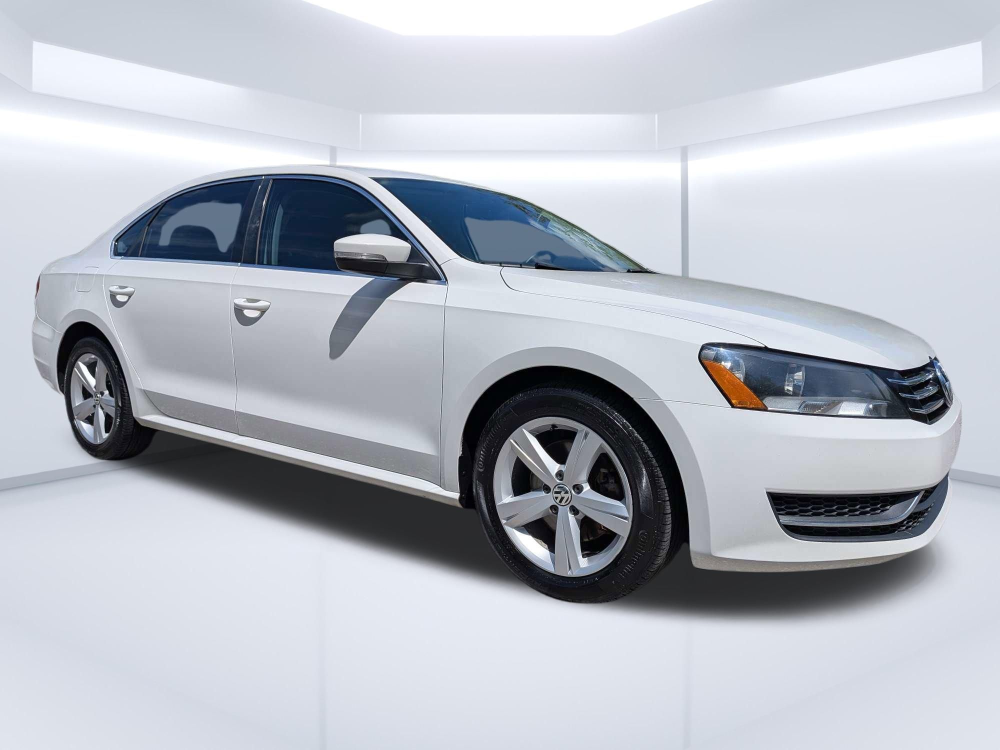 2013 Volkswagen Passat 2.5L SE's photo