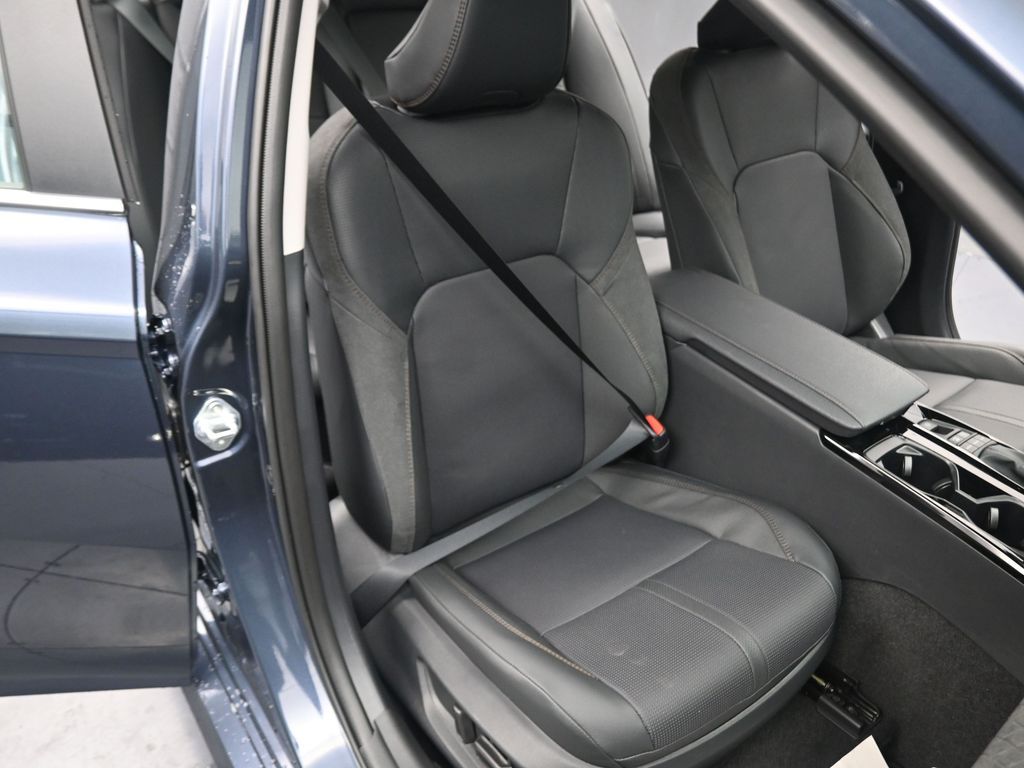 2026 Toyota Camry XLE - 11