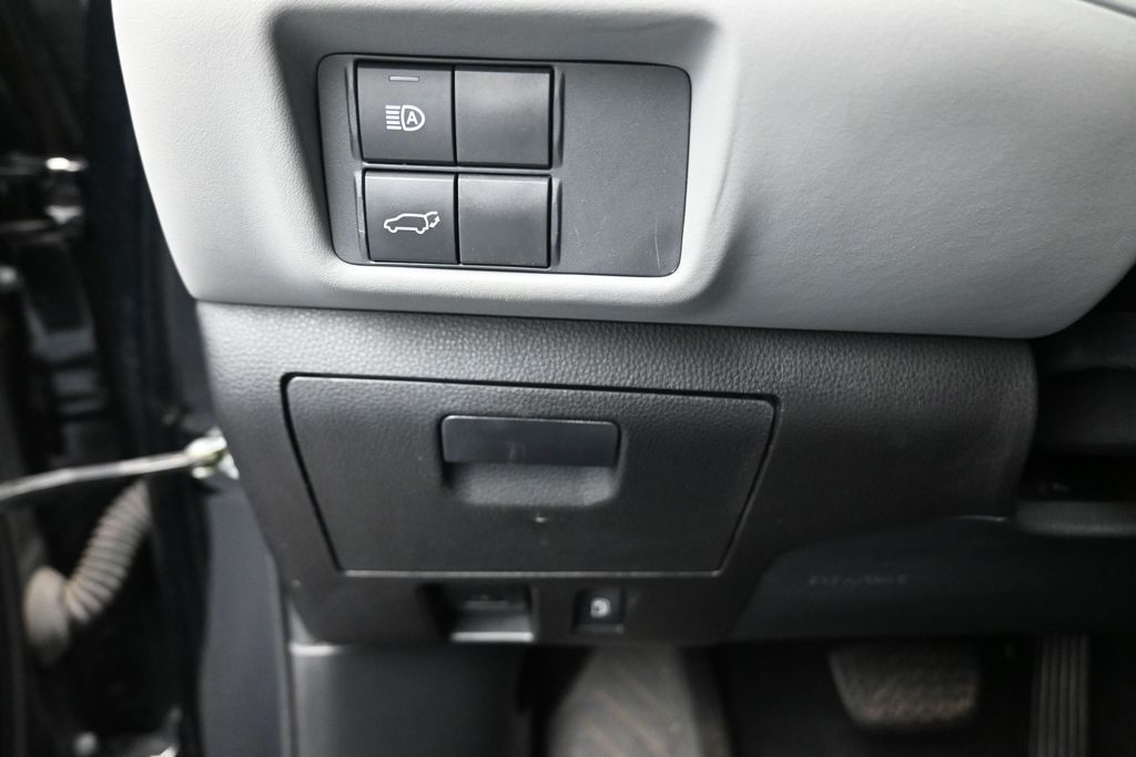 2022 Toyota Highlander LE Black at Victoria Chrysler Dodge Jeep Ram