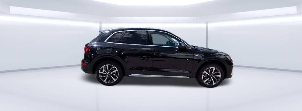 Audi 2023 Q5 45 S line Premium Plus quattro