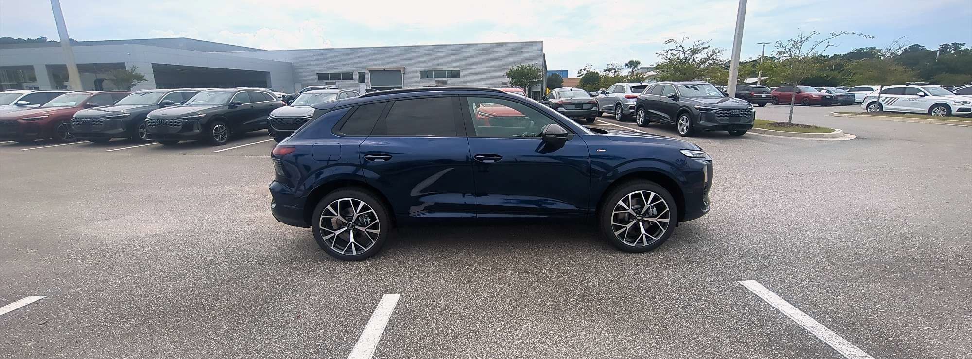 Audi 2026 Q3 S line quattro