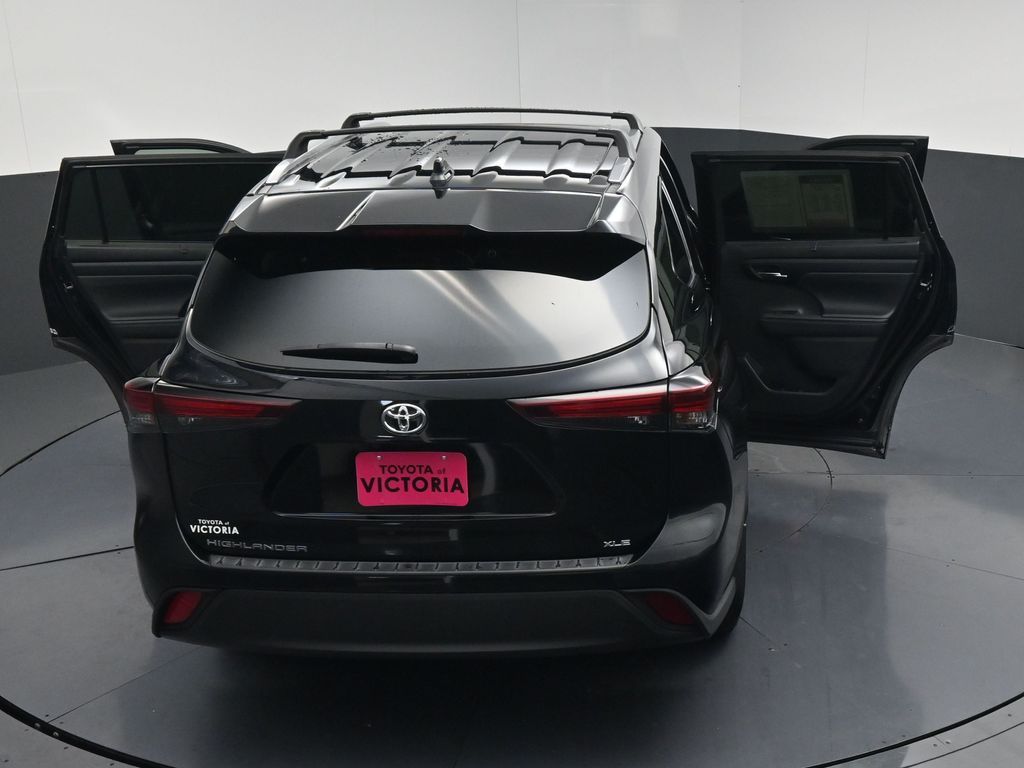 2024 Toyota Highlander XLE Black at Don McGill Toyota