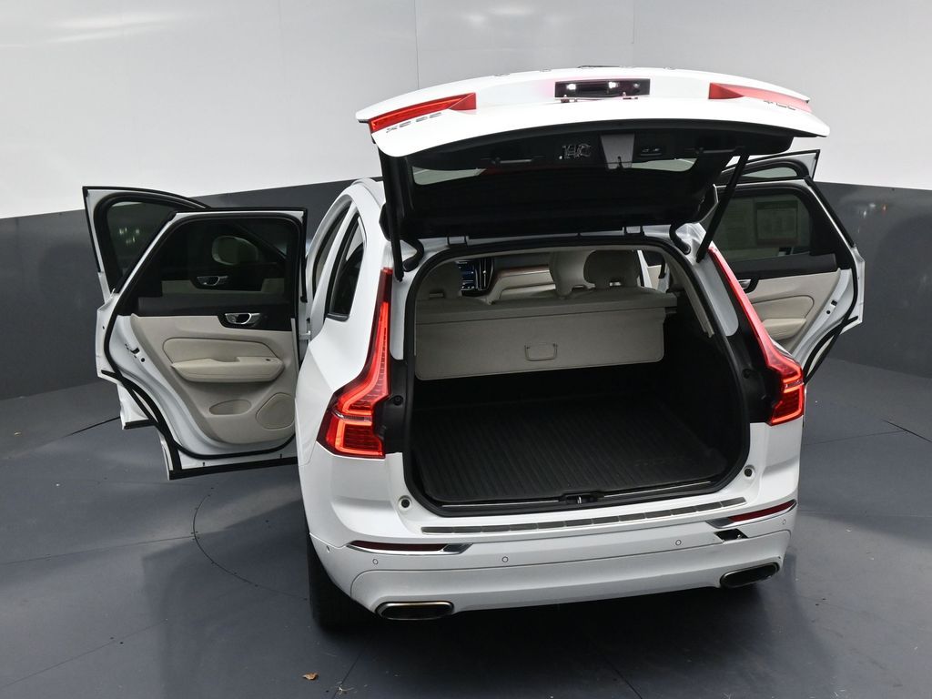 2020 Volvo XC60 T5 Inscription White at Westside Lexus
