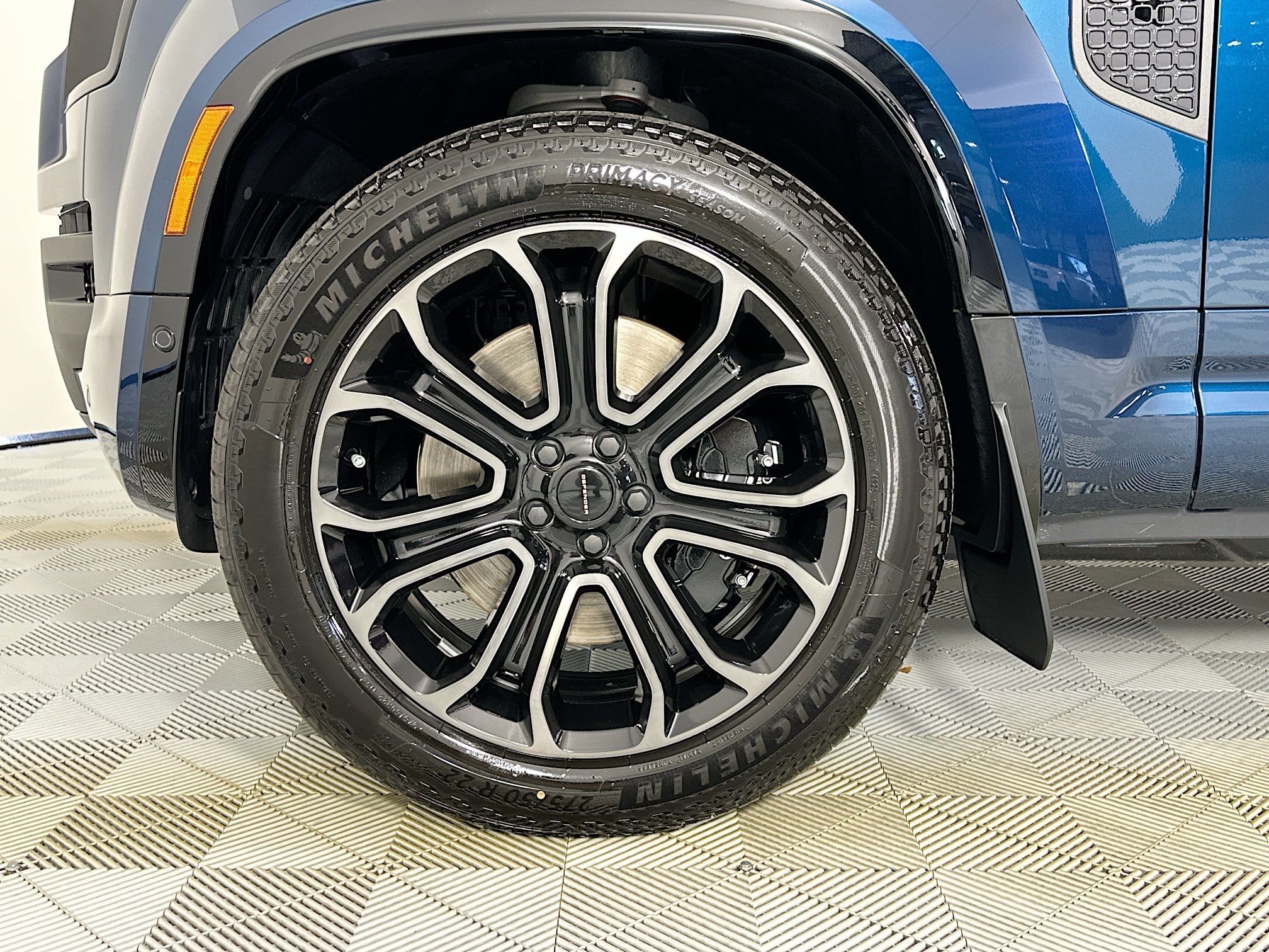 new 2026 Land Rover Defender 110 car, priced at $162,971