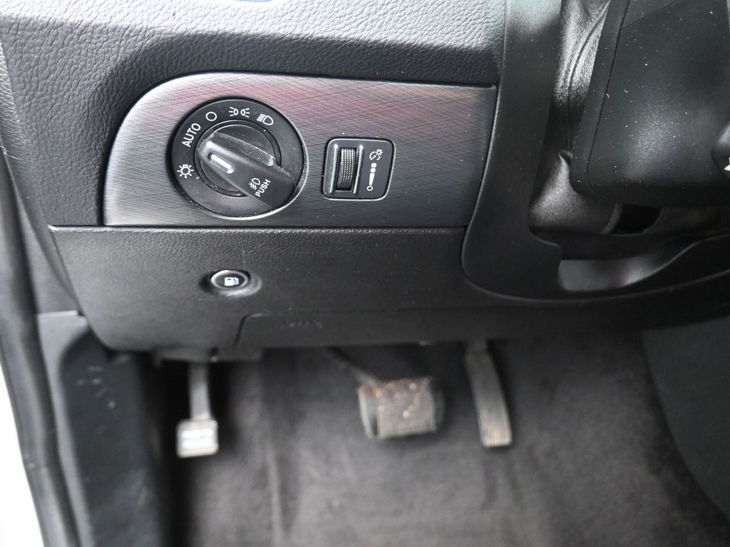 2019 Dodge Durango Citadel White at Martin Chrysler Dodge Jeep Ram