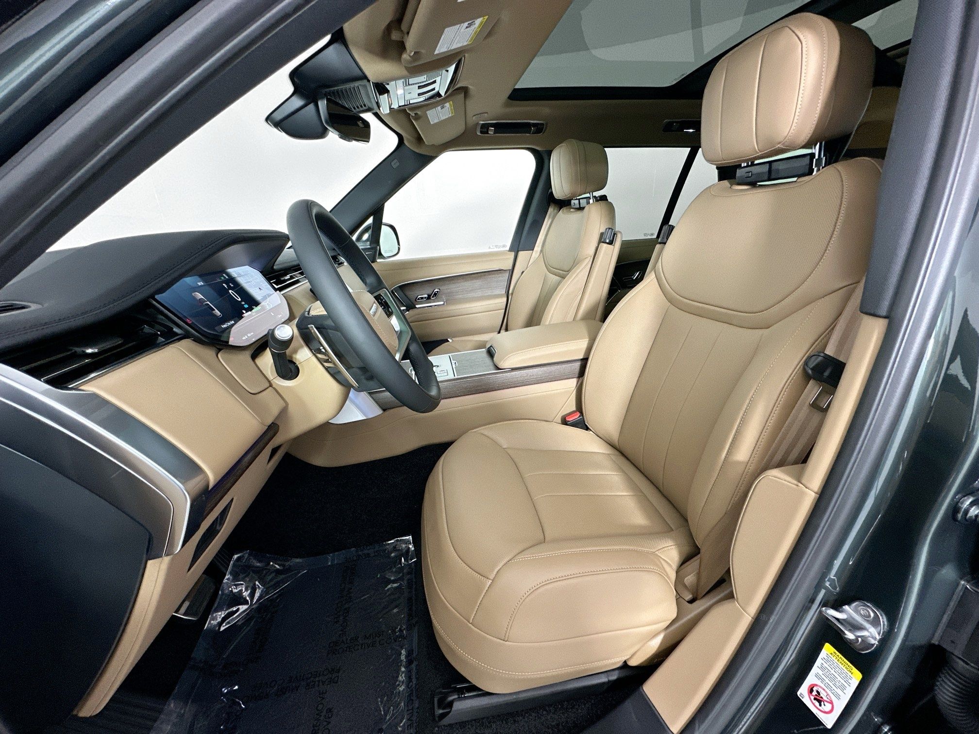 new 2026 Land Rover Range Rover Plug-In Hybrid car, priced at $134,950